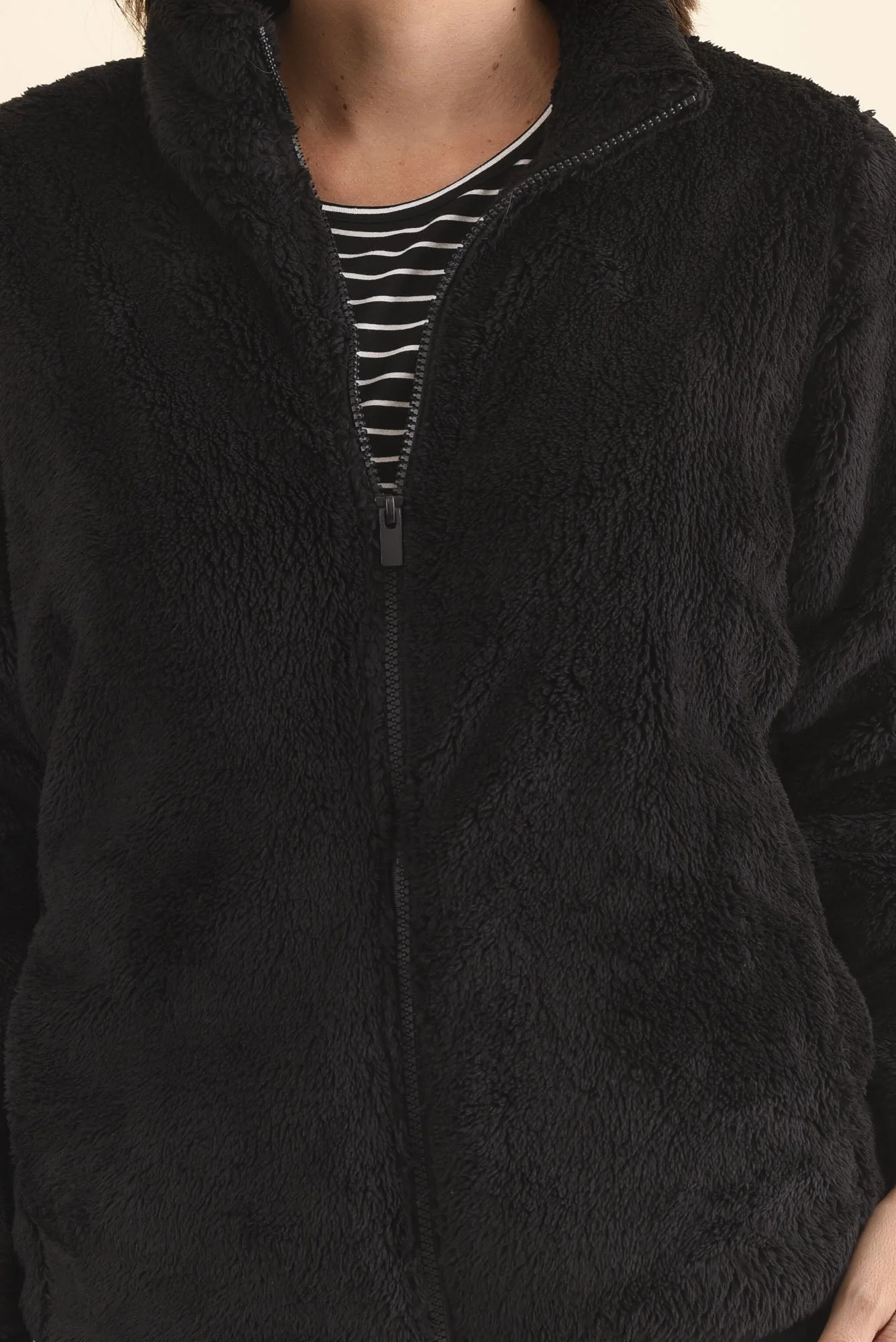 Ackerley Black Faux Fur Jacket - Image 5
