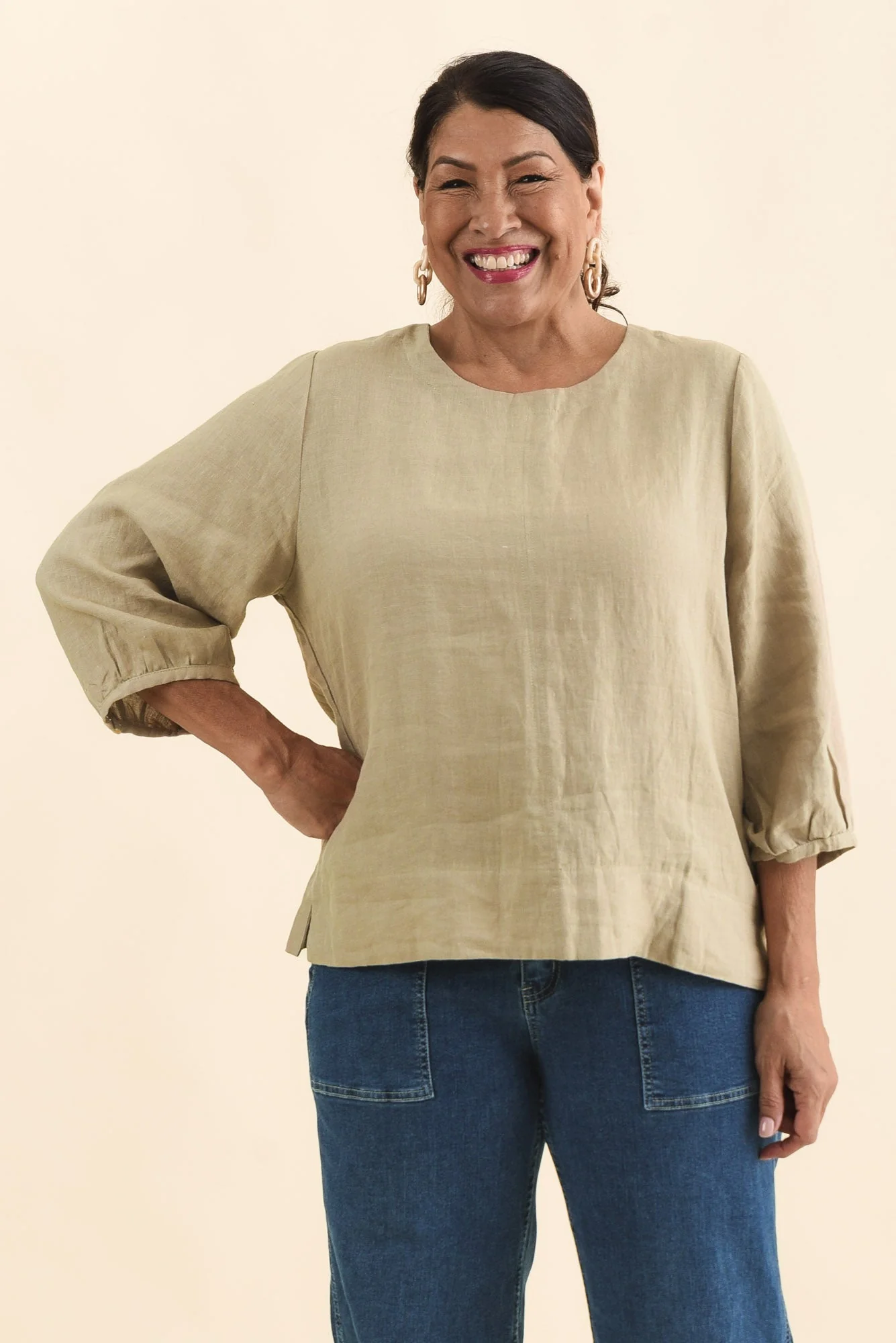 Addie Taupe Linen Sleeved Top - Image 7
