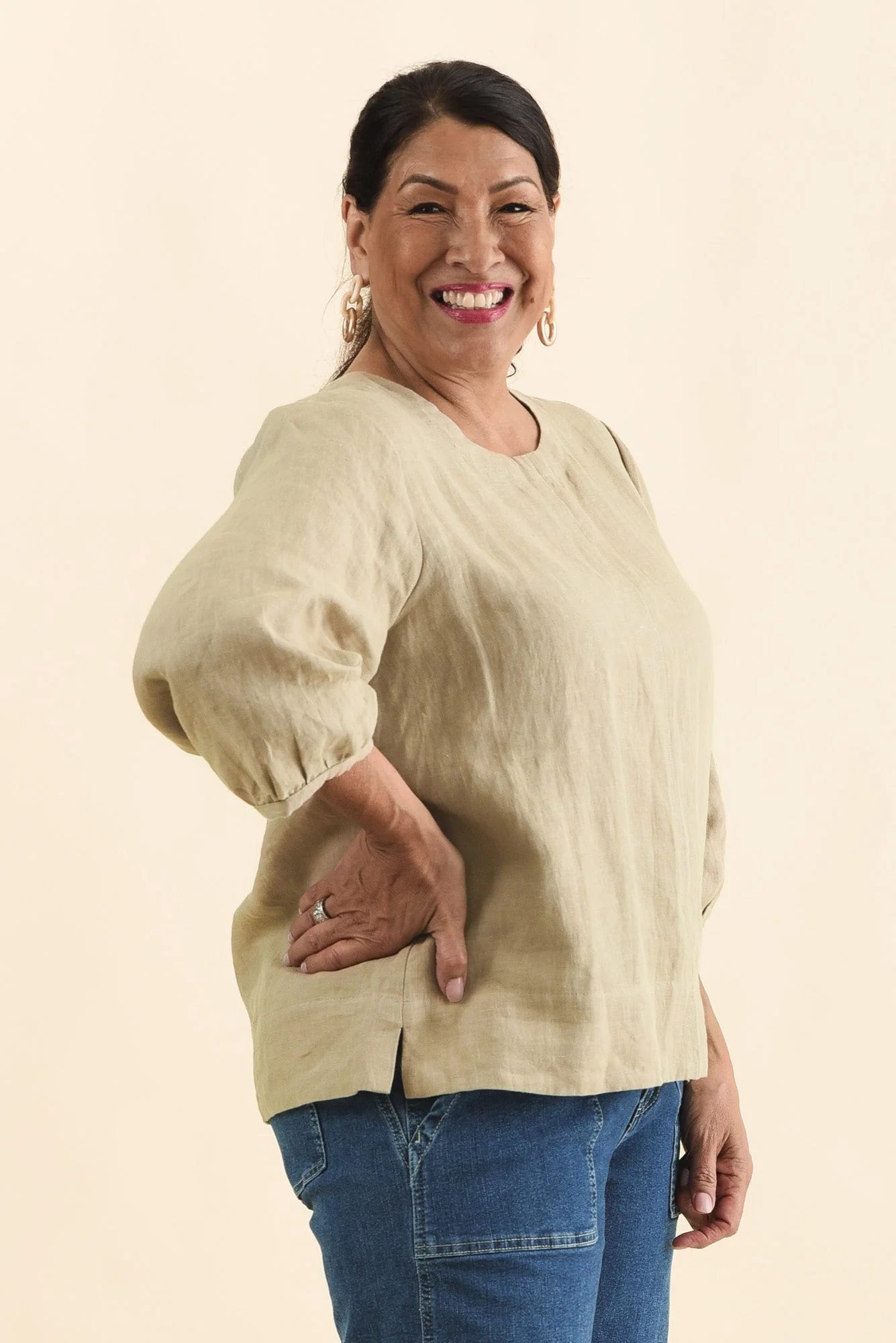 Addie Taupe Linen Sleeved Top - Image 9