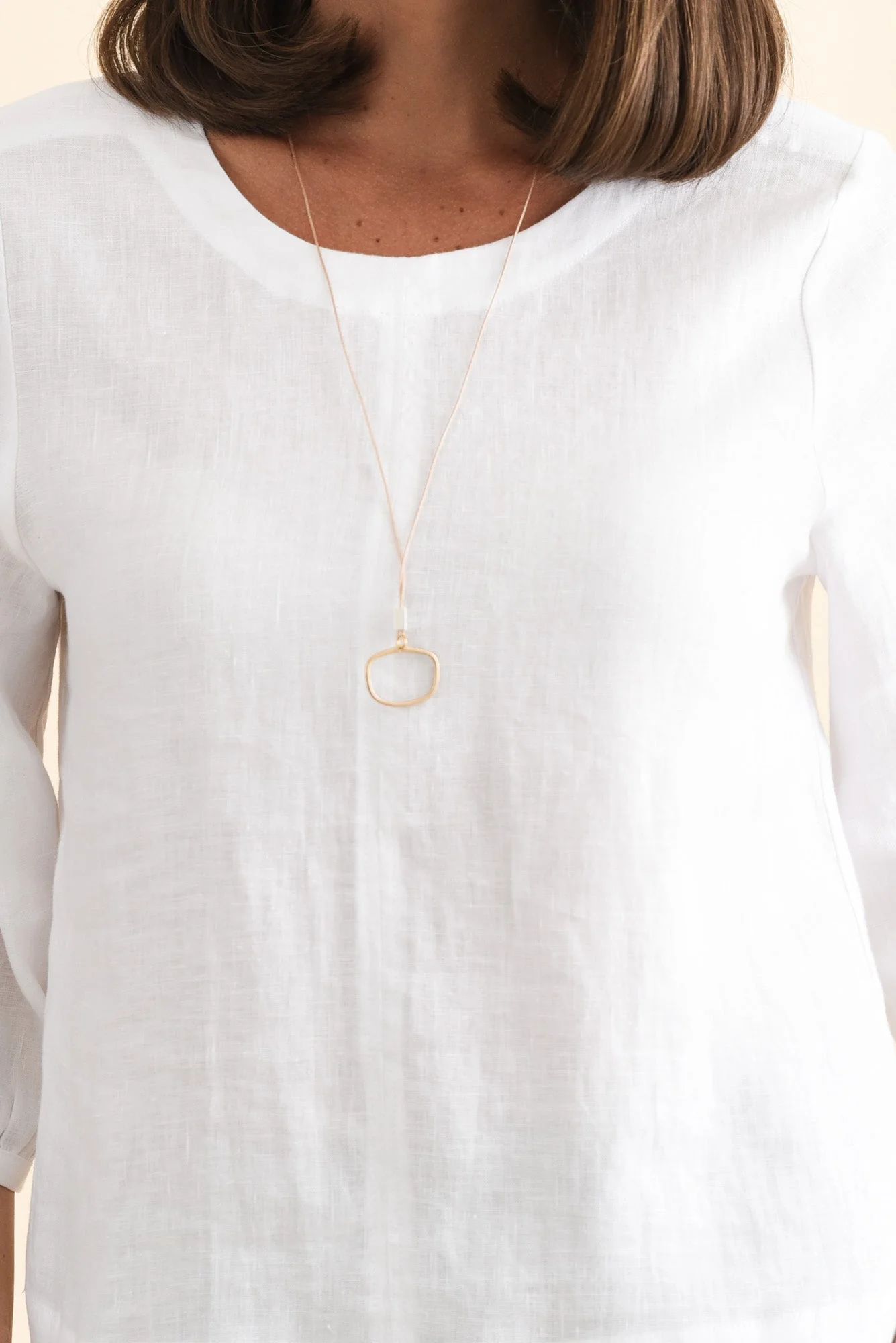 Addie White Linen Sleeved Top - Image 6