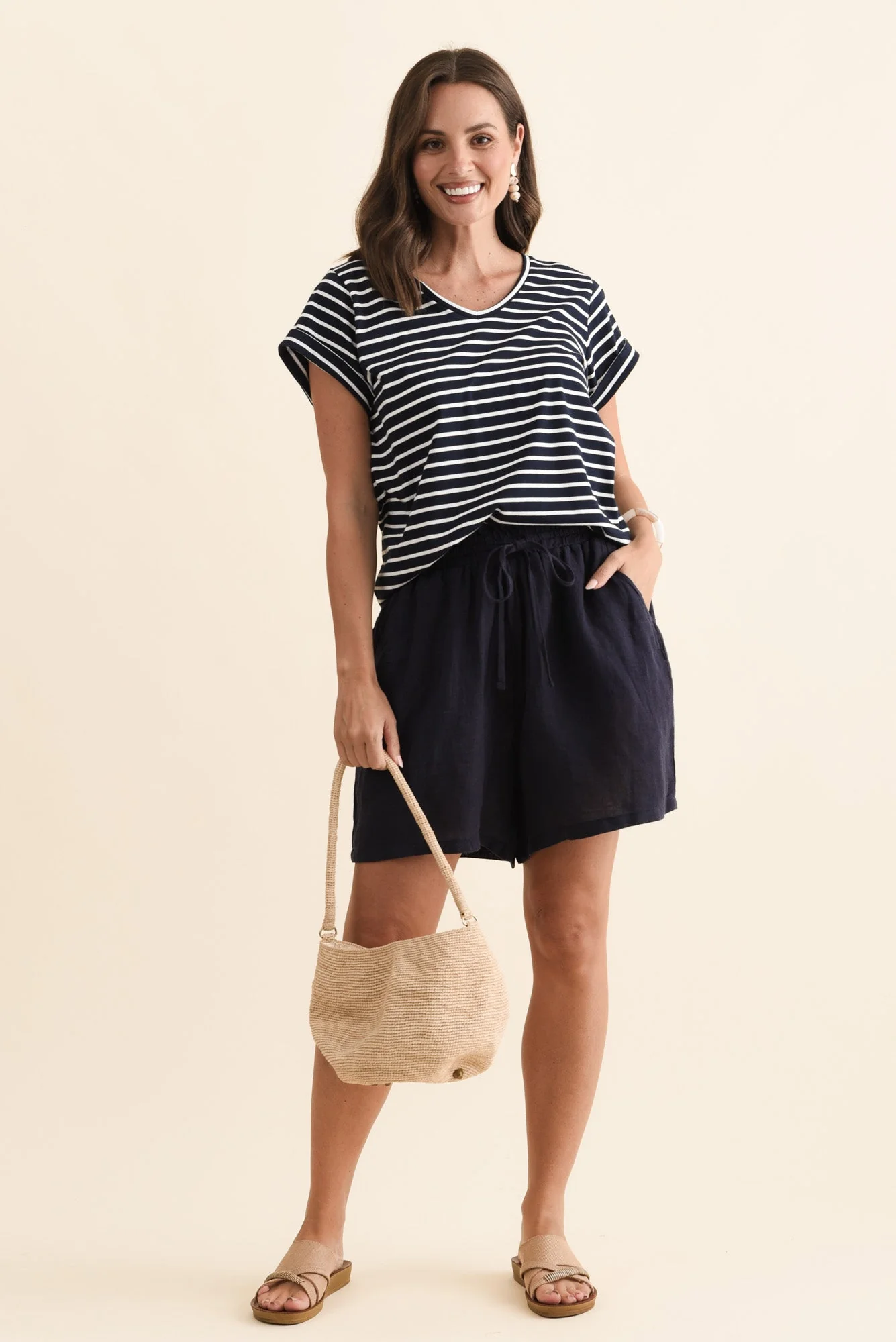 Astoria Navy Linen Drawstring Shorts - Image 2