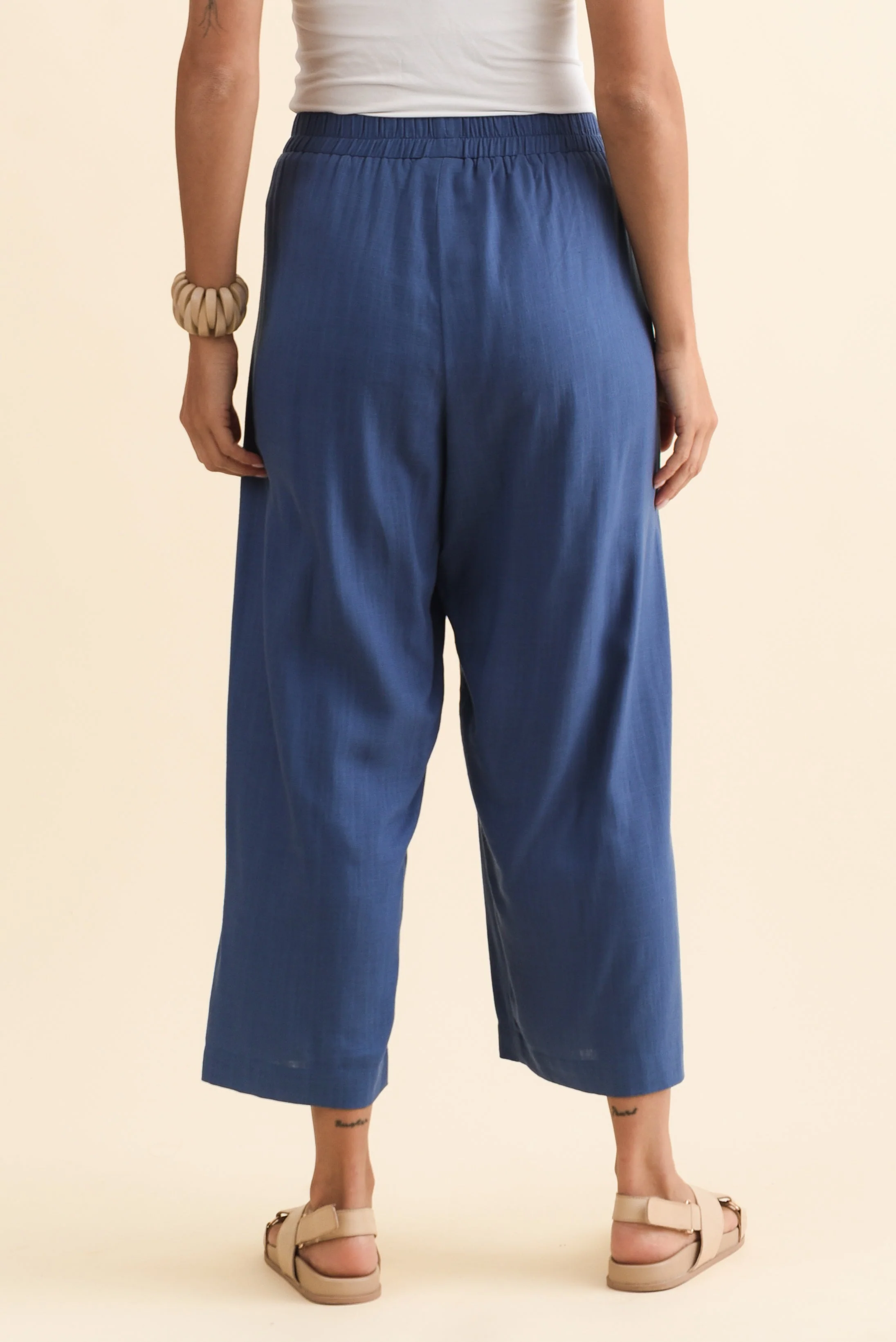 Belinda Blue Linen Blend Cropped Pants - Image 4