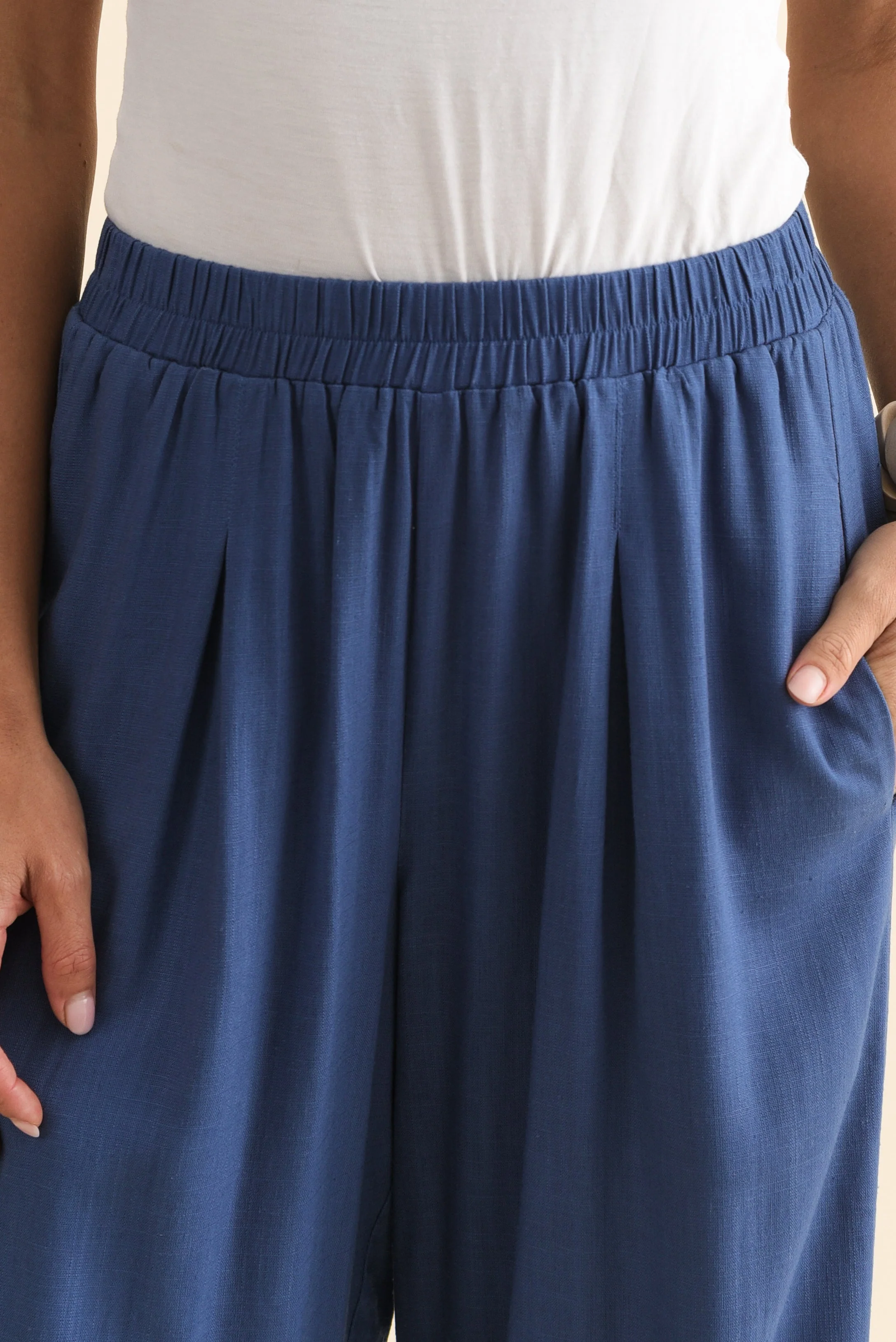 Belinda Blue Linen Blend Cropped Pants - Image 5