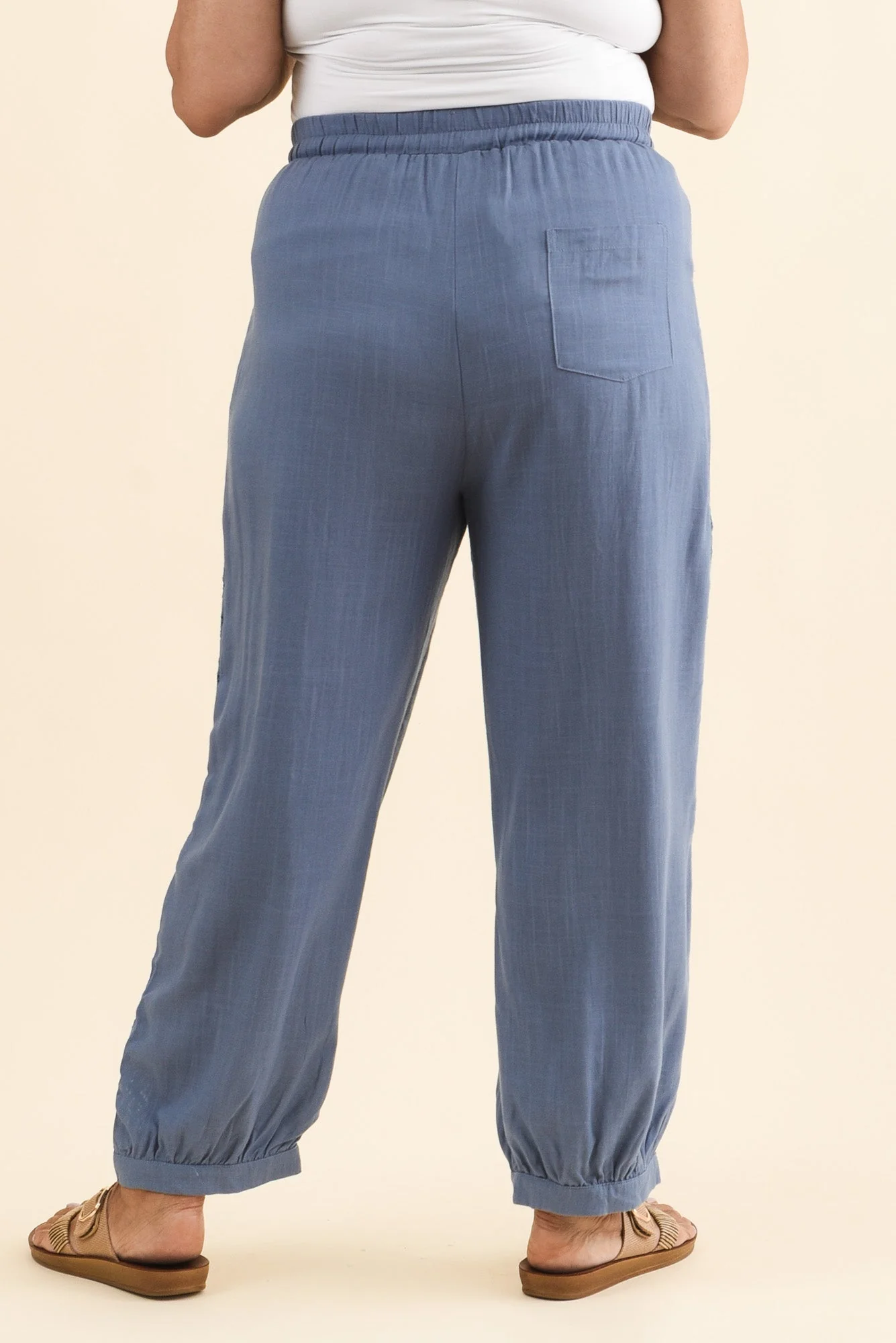 Beretta Steel Lace Linen Blend Pants - Image 11
