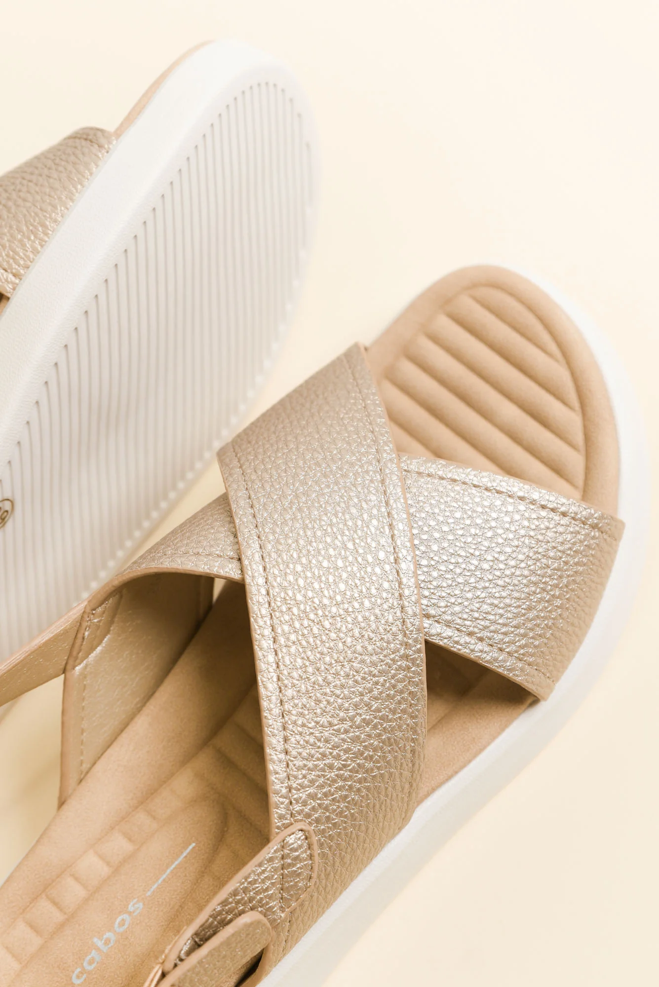 Bogota Gold Platform Sandal - Image 8