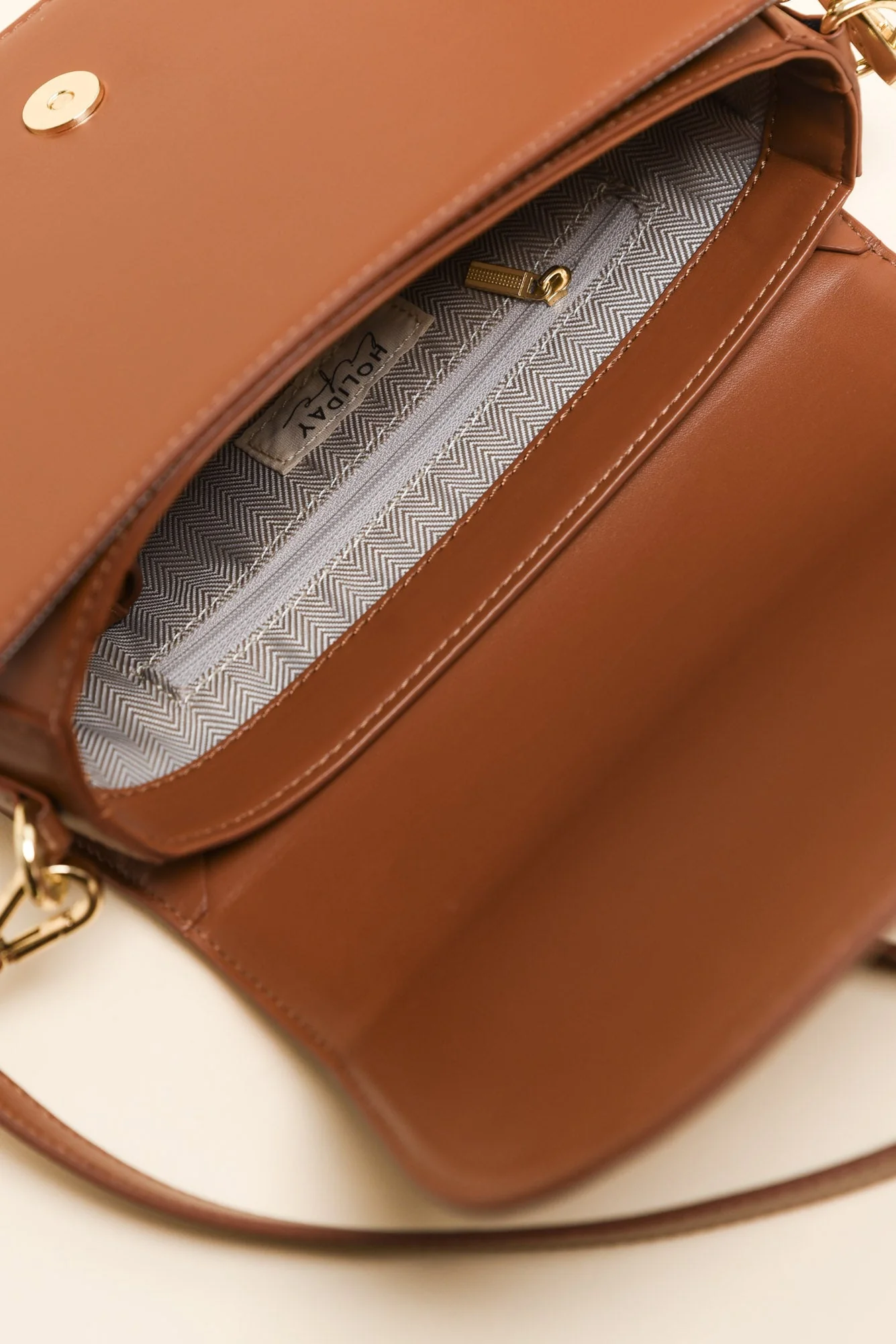 Dickens Tan Leather Crossbody Bag - Image 3