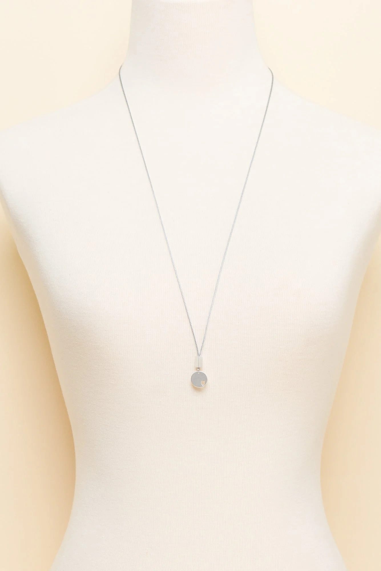 Donna Silver Heart Pendant Necklace - Image 2