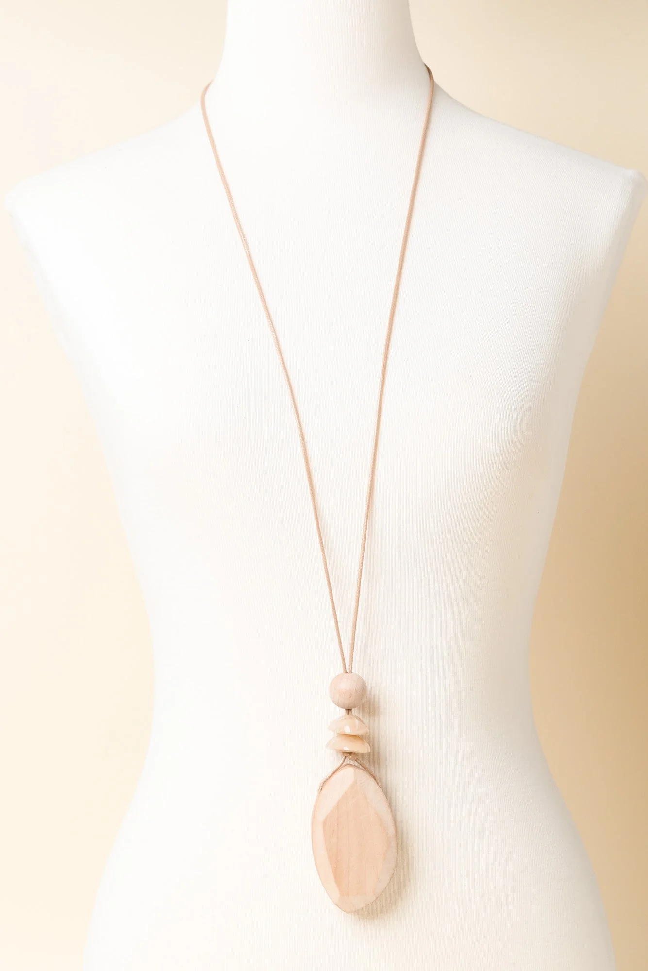 Eleri Natural Wood Pendant Necklace - Image 2