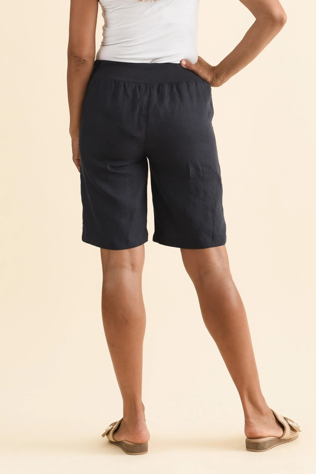 Elka Navy Linen Relaxed Shorts - Image 4
