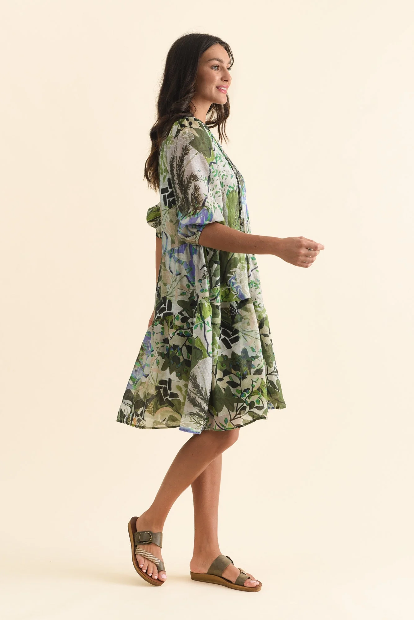 Esta Green Garden Sleeved Dress - Image 3