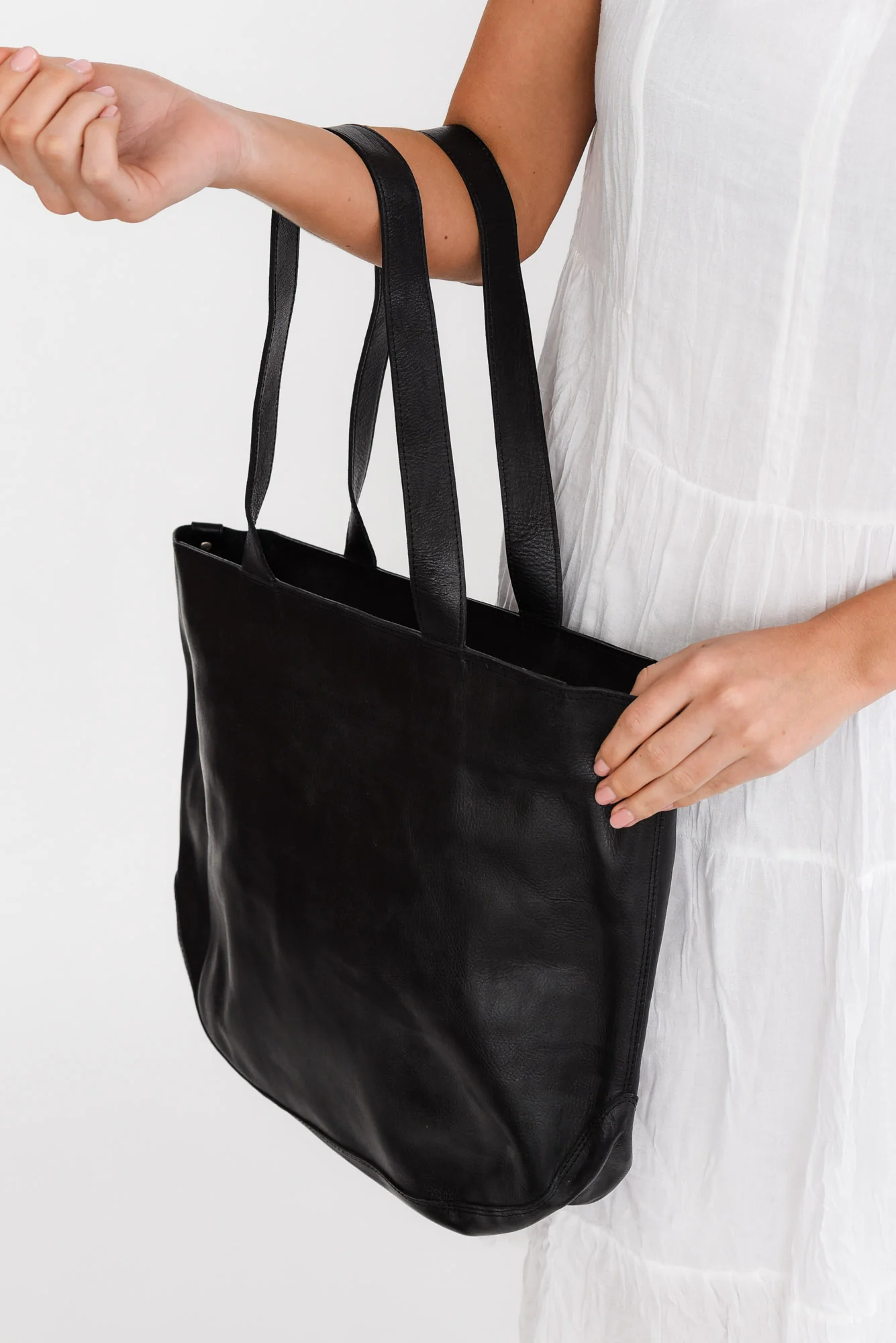 Fenna Black Leather Tote - Image 5