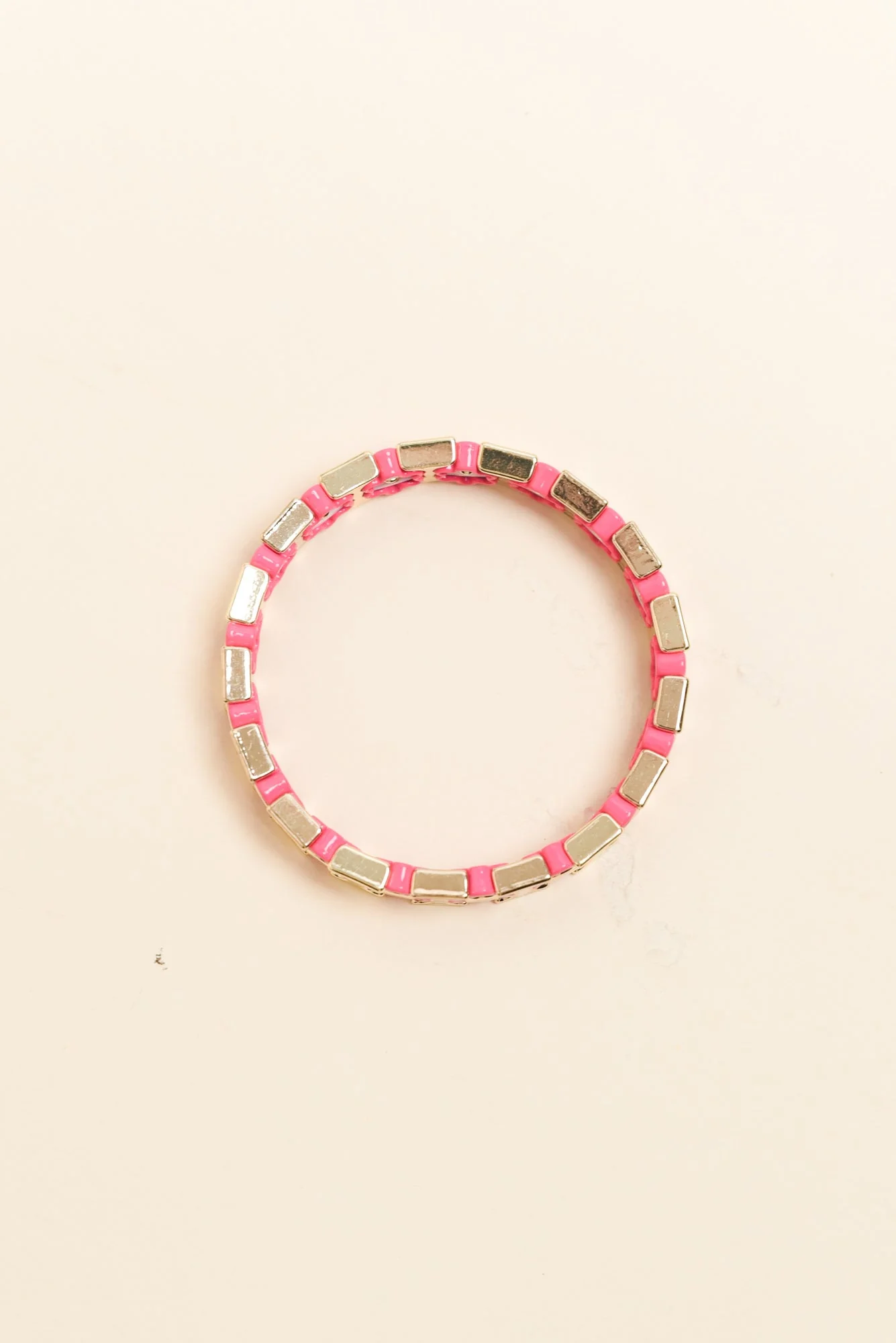 Flora Pink Daisy Beaded Bracelet - Image 2