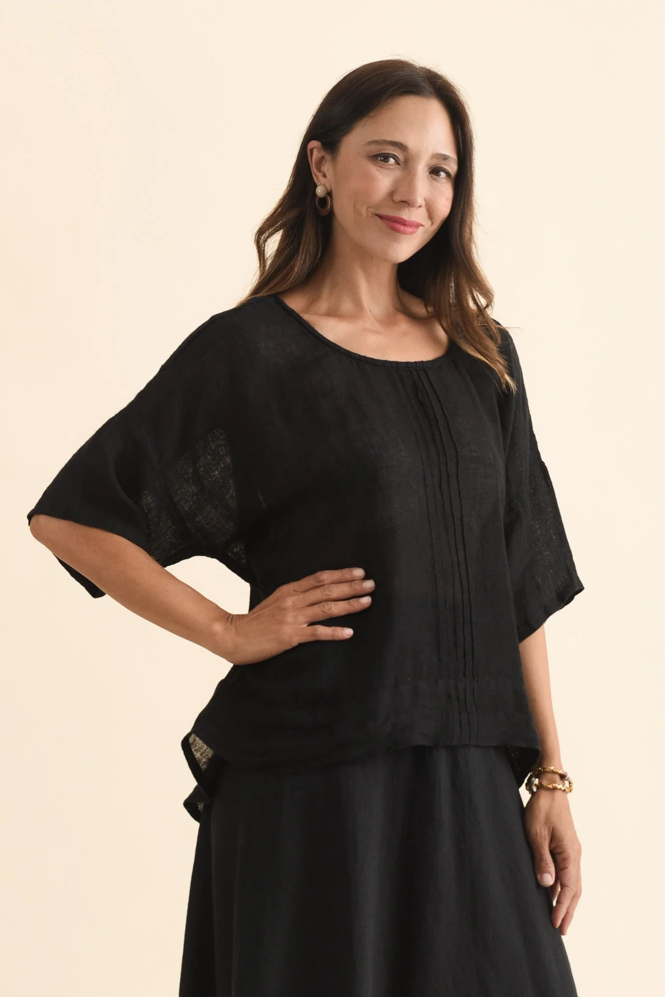 Francesca Black Linen Top - Image 3