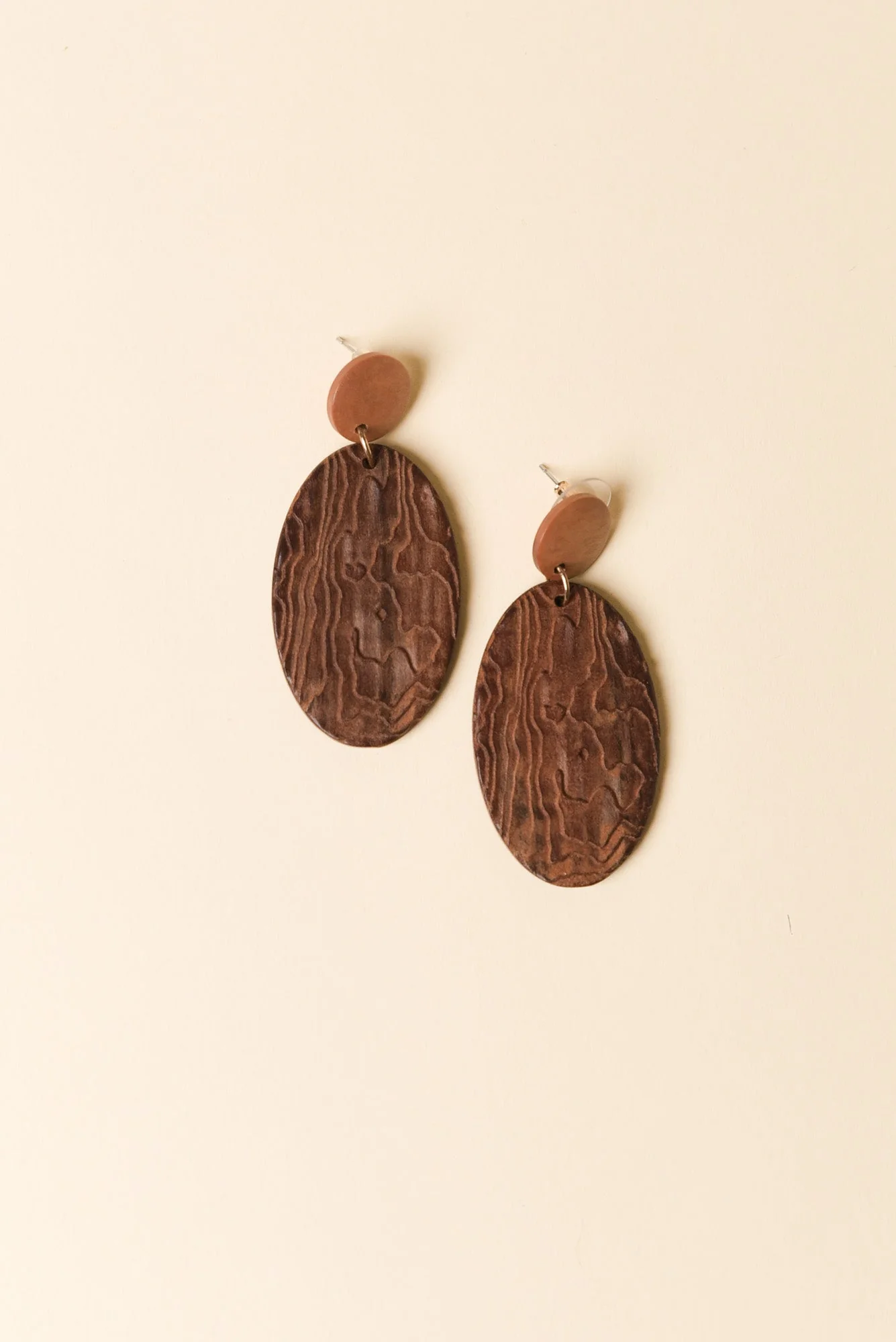 Gany Brown Oval Pendant Earrings