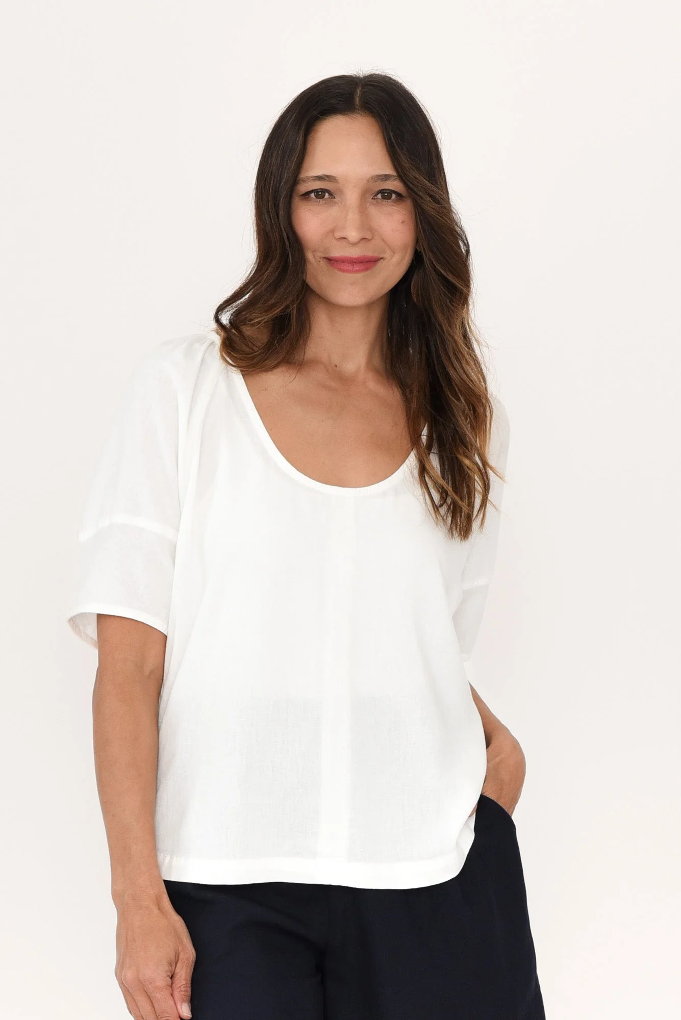Grove White Linen Blend Top - Image 2