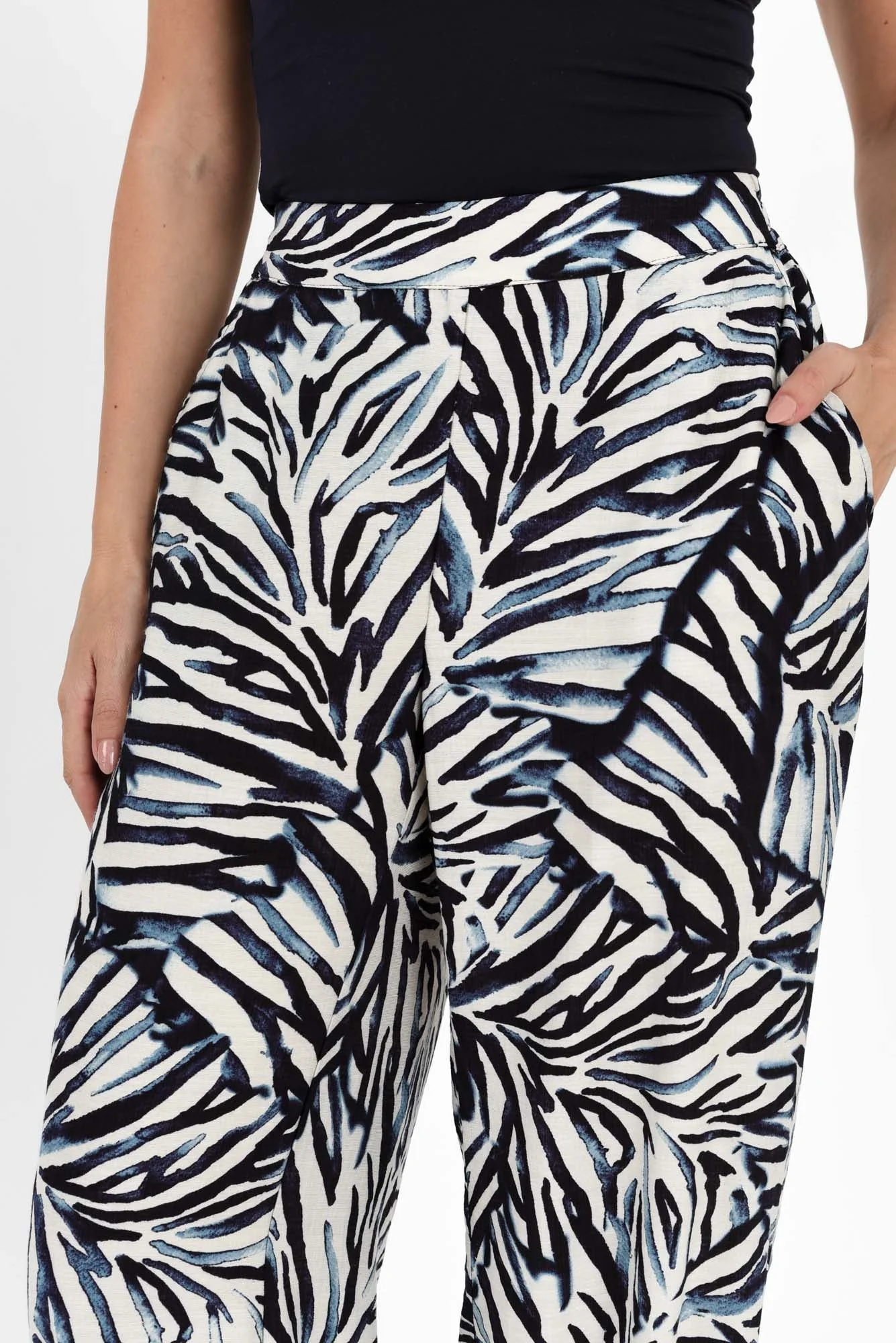 Hallie Blue Palm Pocket Pants - Image 5