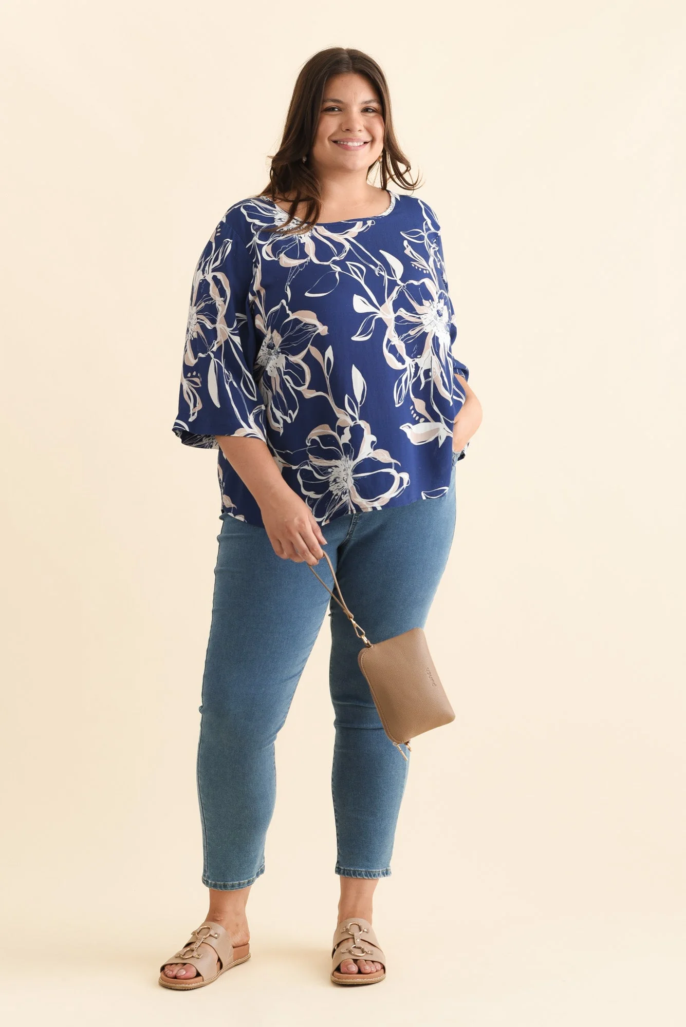 Hepburn Blue Flower Linen Blend Top - Image 9