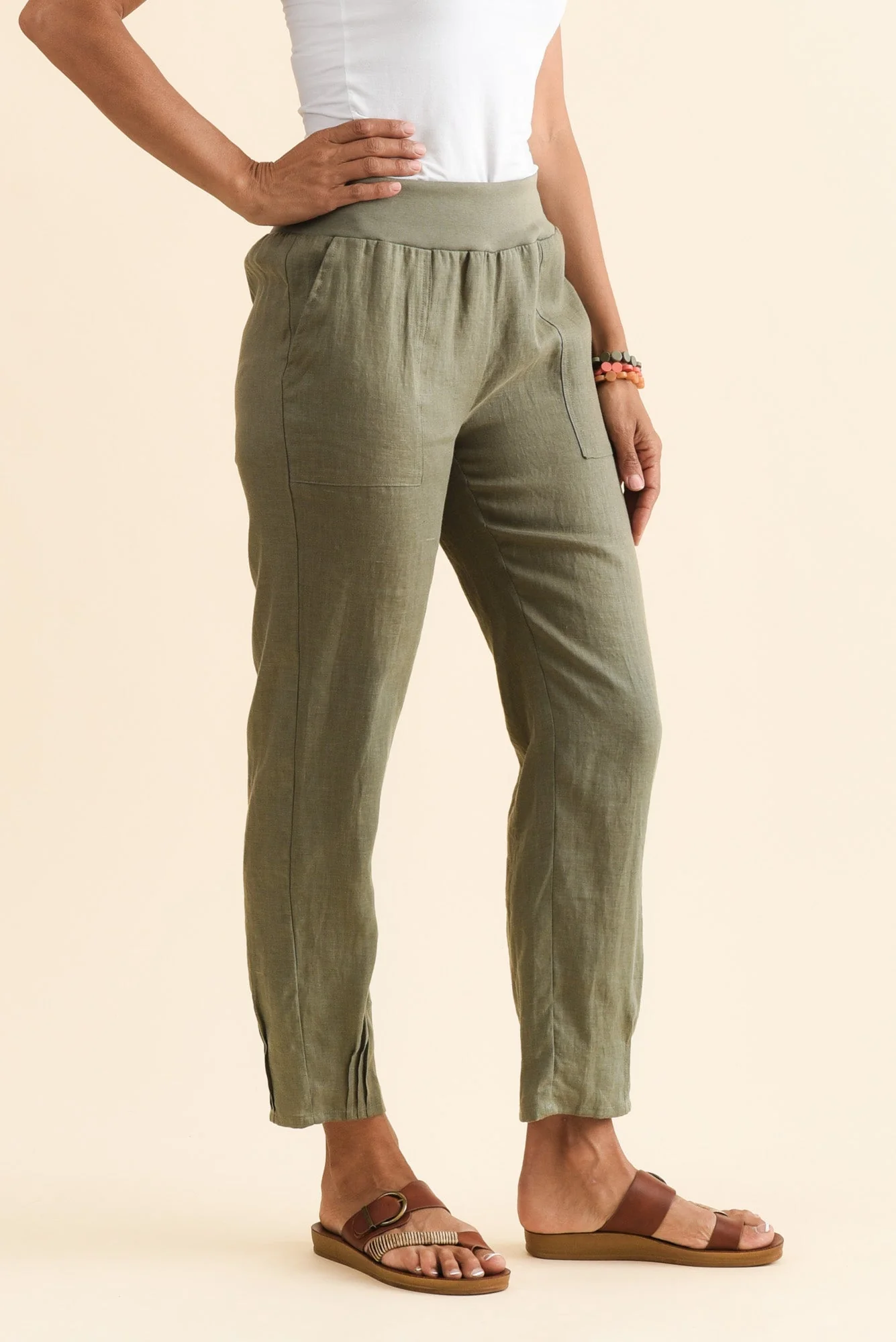 Hudson Olive Linen Pocket Pants - Image 3