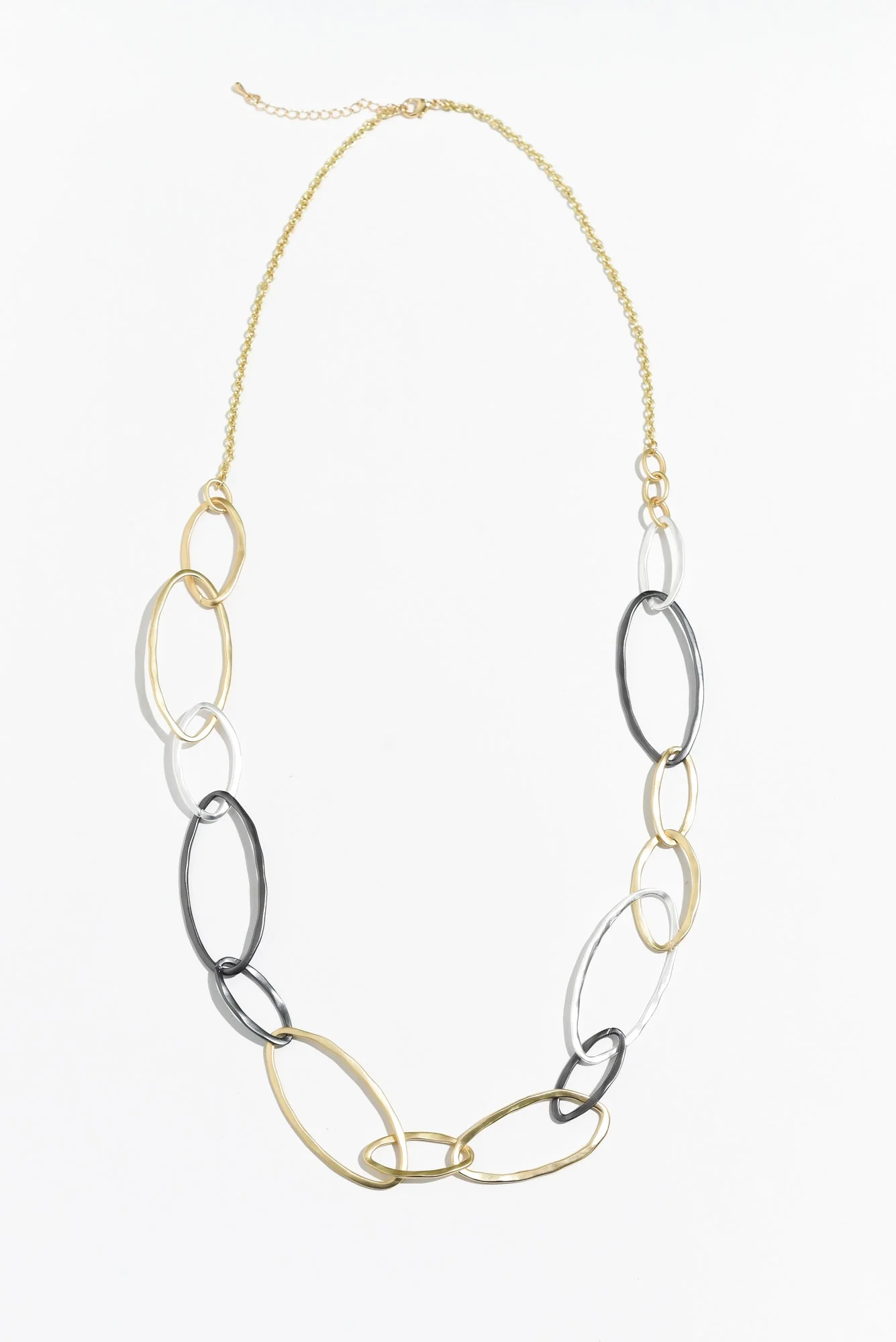 Imogen Gold Metal Link Necklace - Image 2