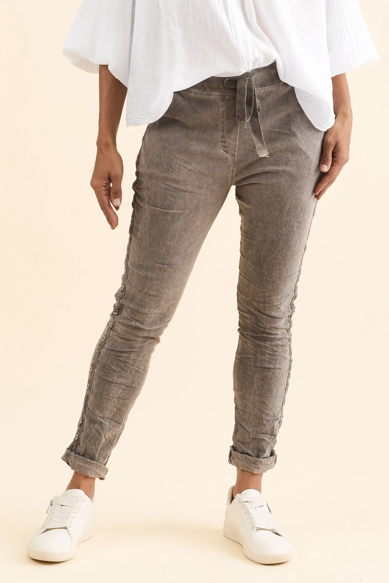 Jaya Mocha Drawstring Pants
