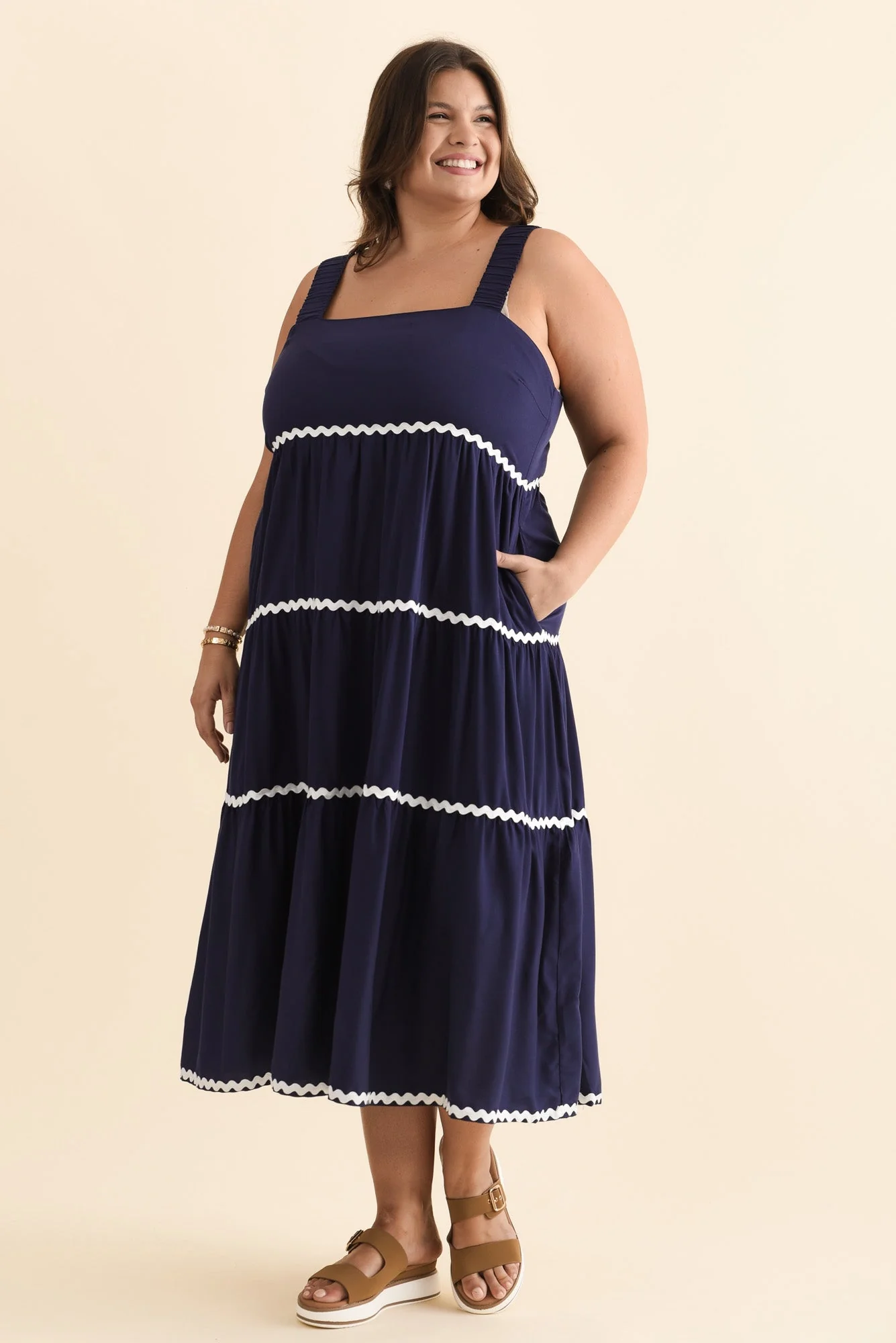Josie Navy Contrast Tier Dress - Image 9