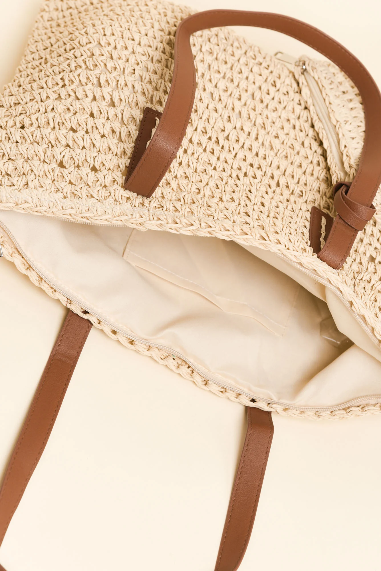 Kirby Natural Straw Tote Bag - Image 4
