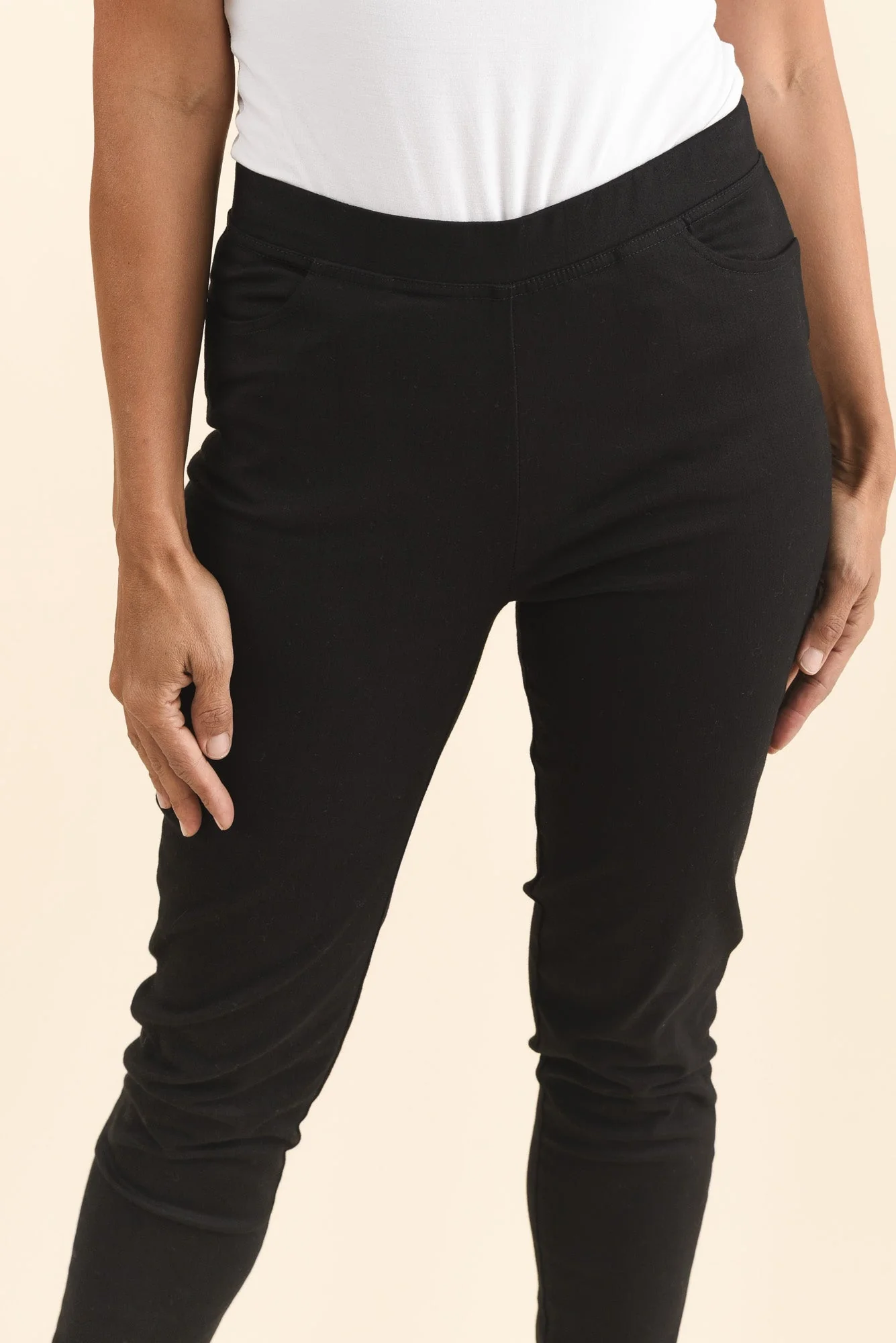 Laia Black Cotton Stretch Pants - Image 5