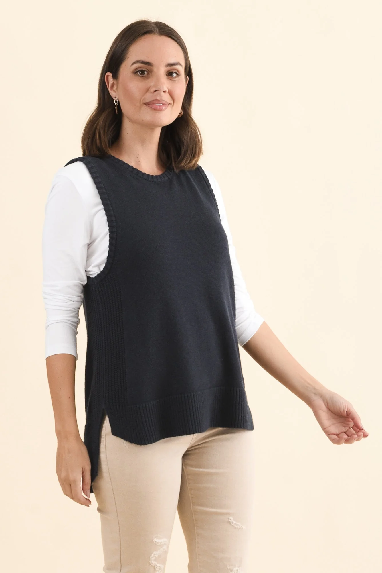 Laurell Navy Knit Crewneck Vest - Image 3
