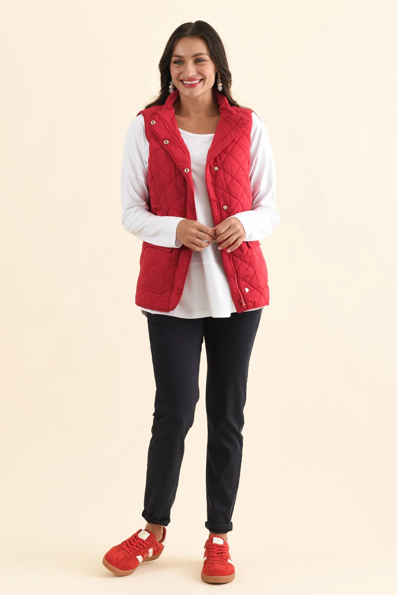 Max Red Quilted Pocket Vest - Image 7