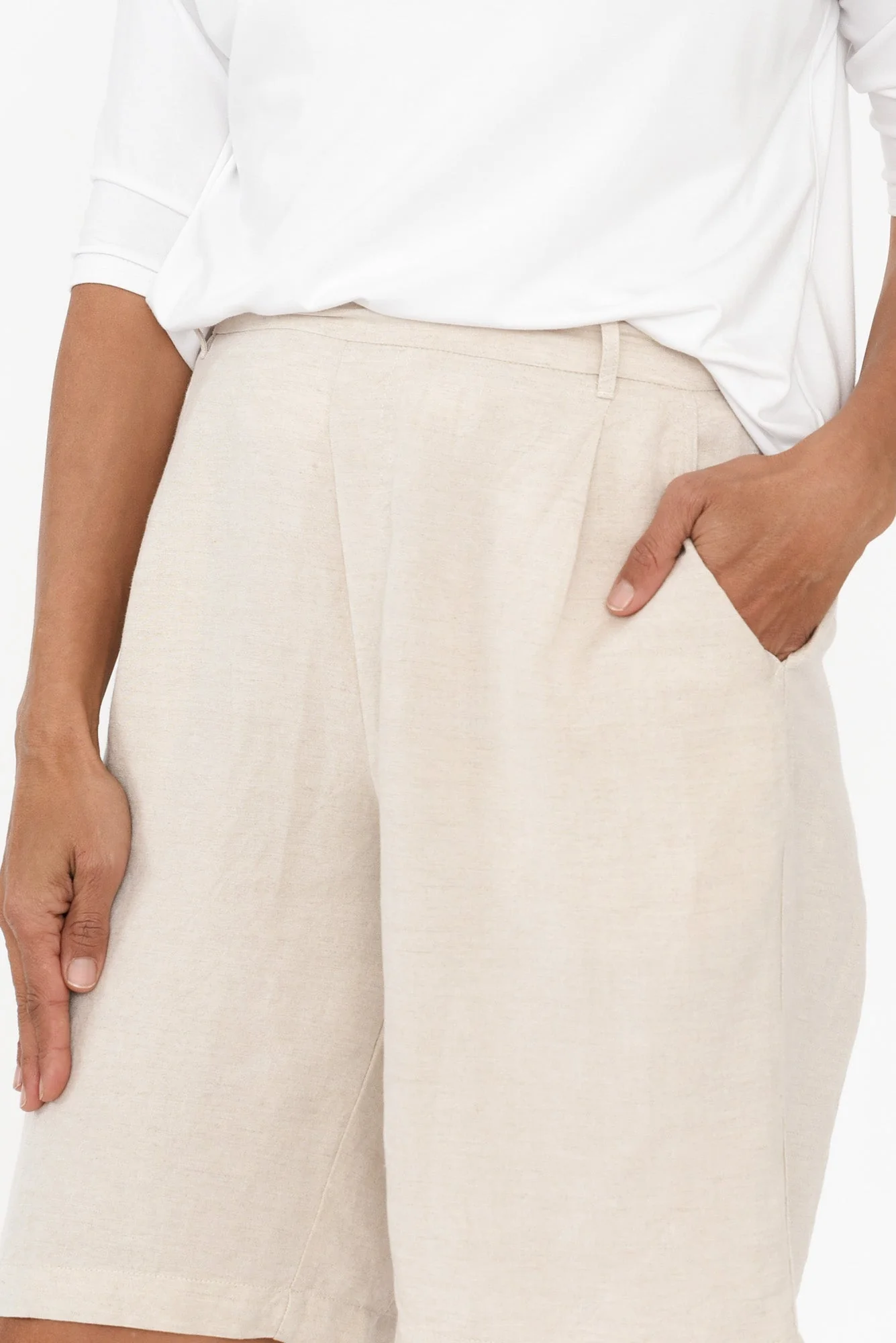 Minette Beige Pocket Shorts - Image 5