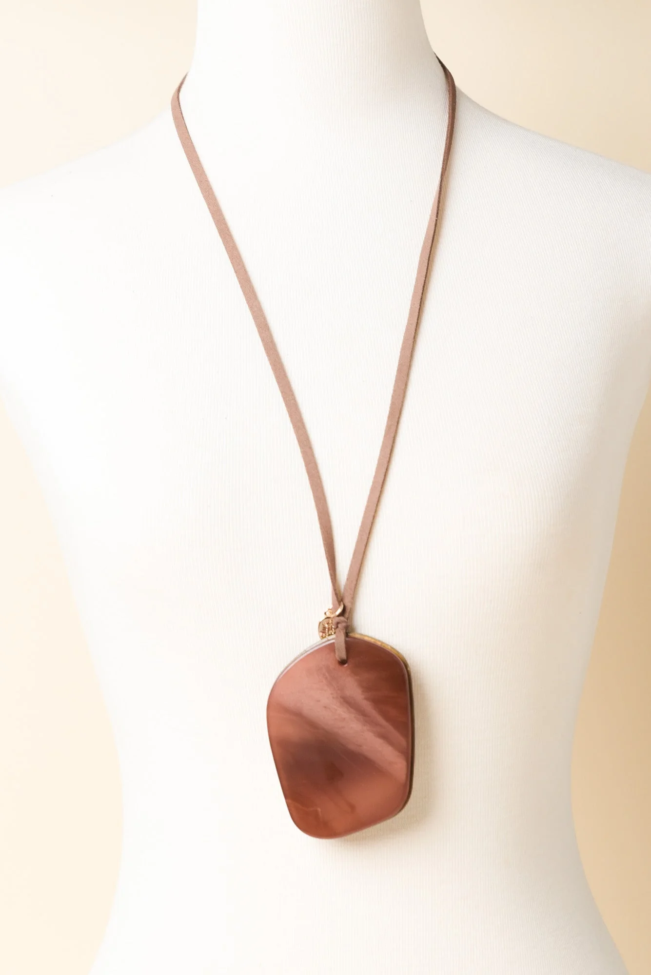 Octus Brown Pendant Necklace - Image 2