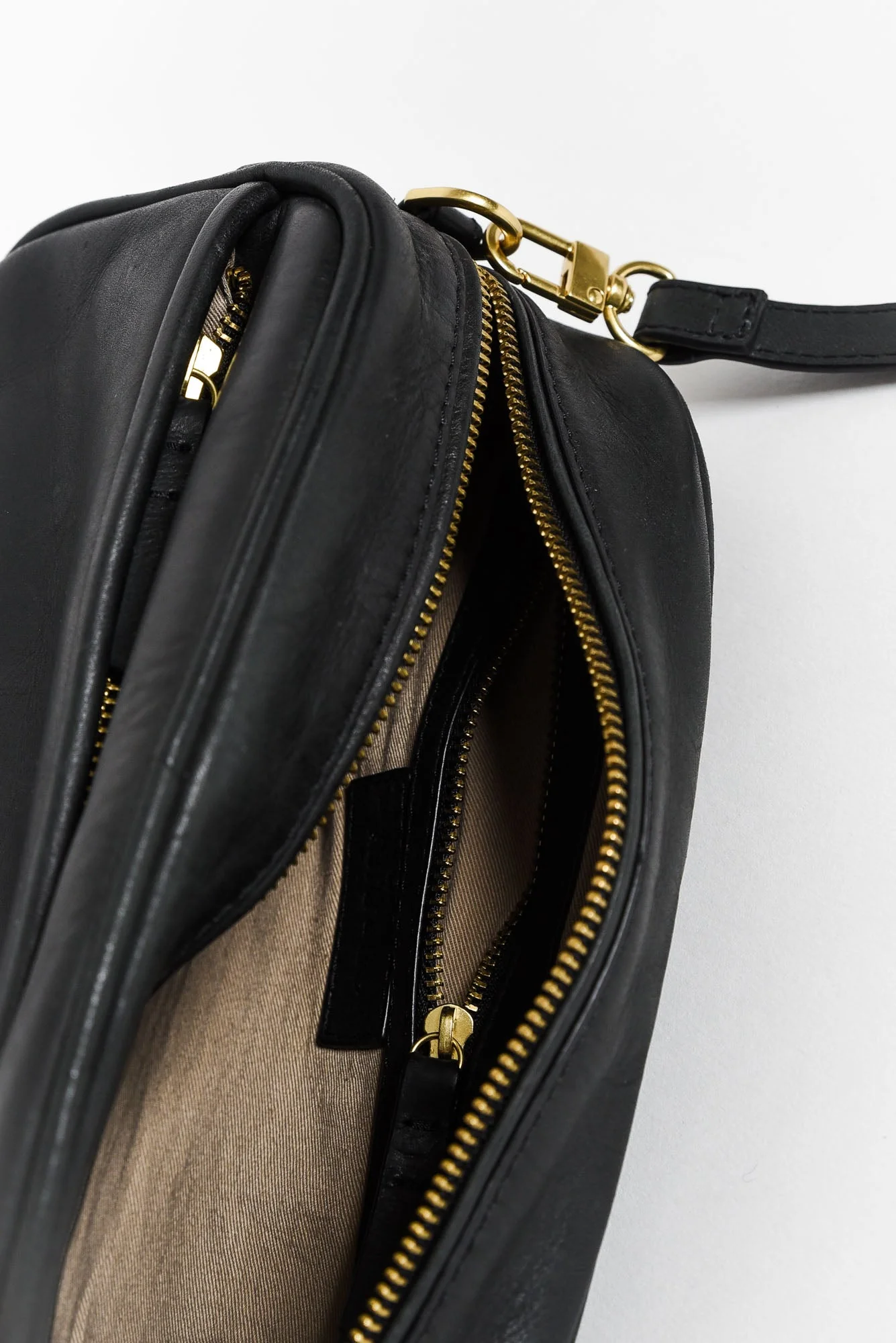 Opera Black Leather Crossbody Bag - Image 3