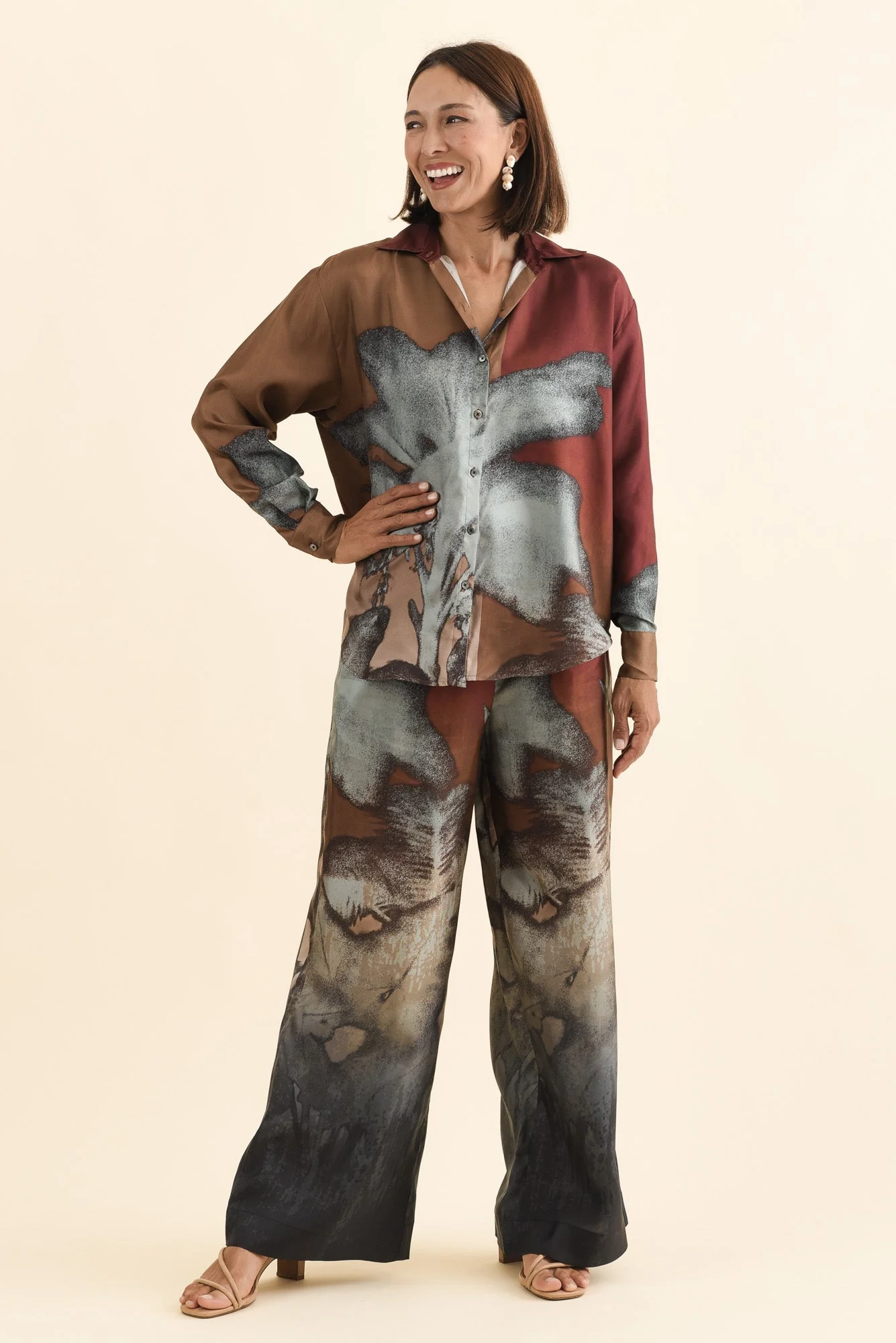 Palisades Mocha Floral Silk Shirt - Image 6