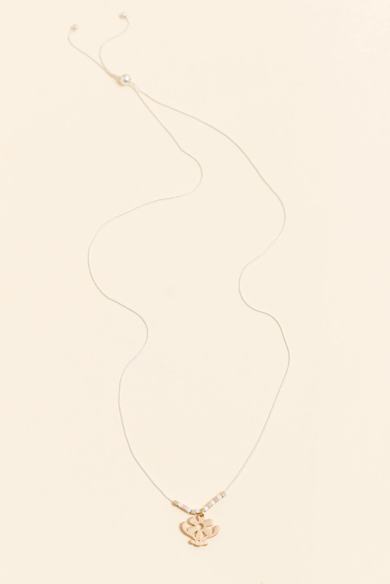 Petrina Gold Daisy Pendant Necklace