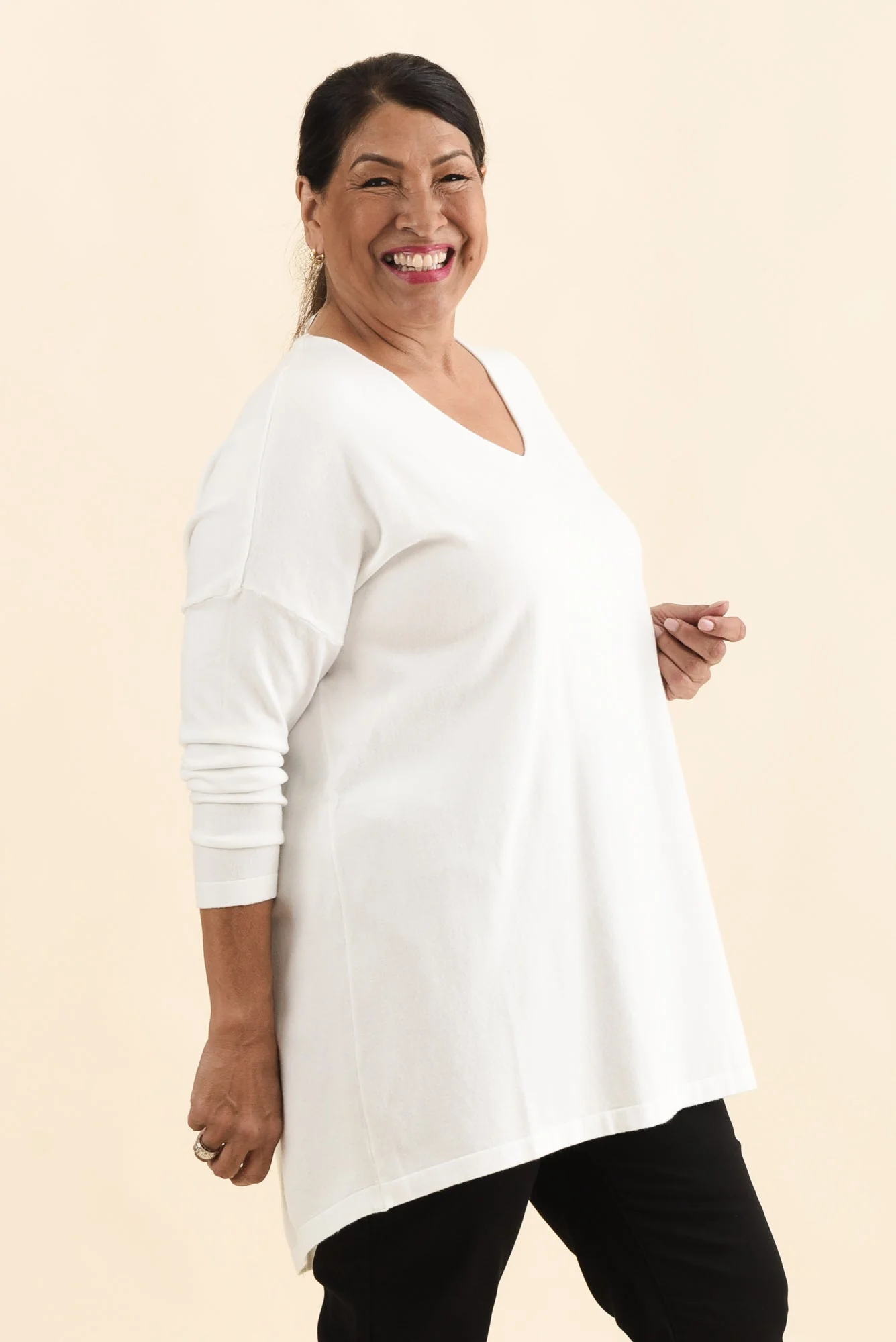 Piper White V Neck Knit Jumper - Image 10