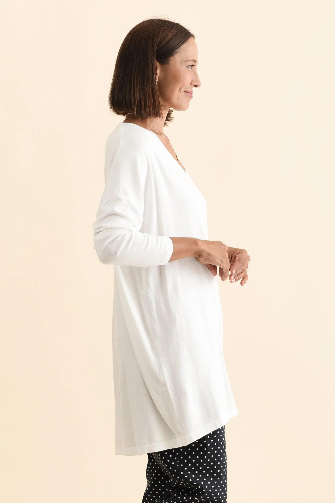 Piper White V Neck Knit Jumper - Image 4