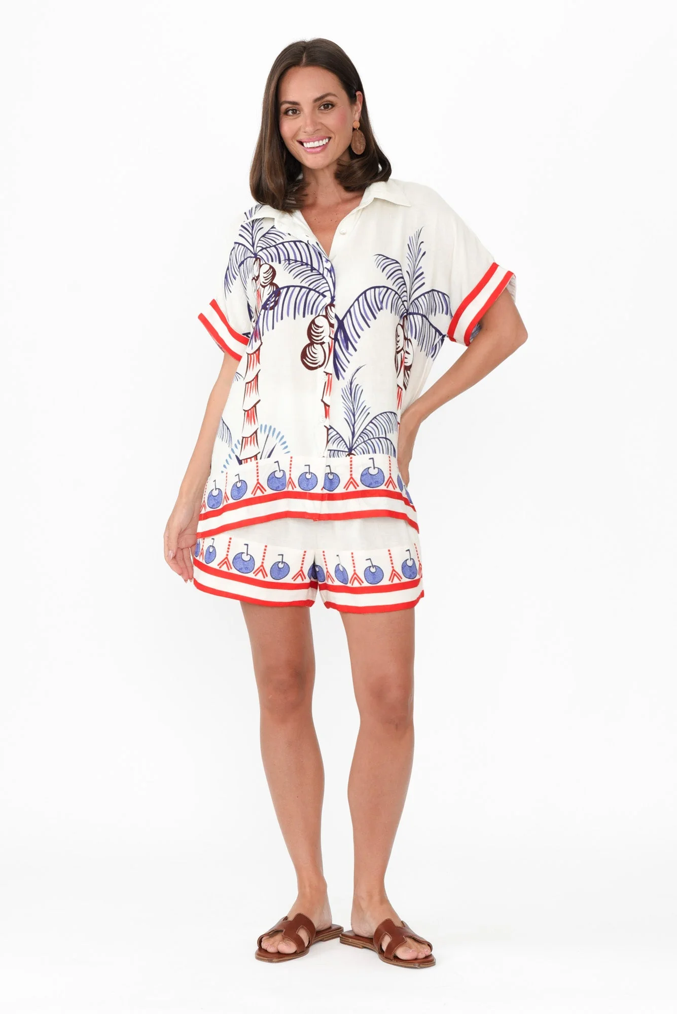 Raye Cream Island Relaxed Shorts - Image 7