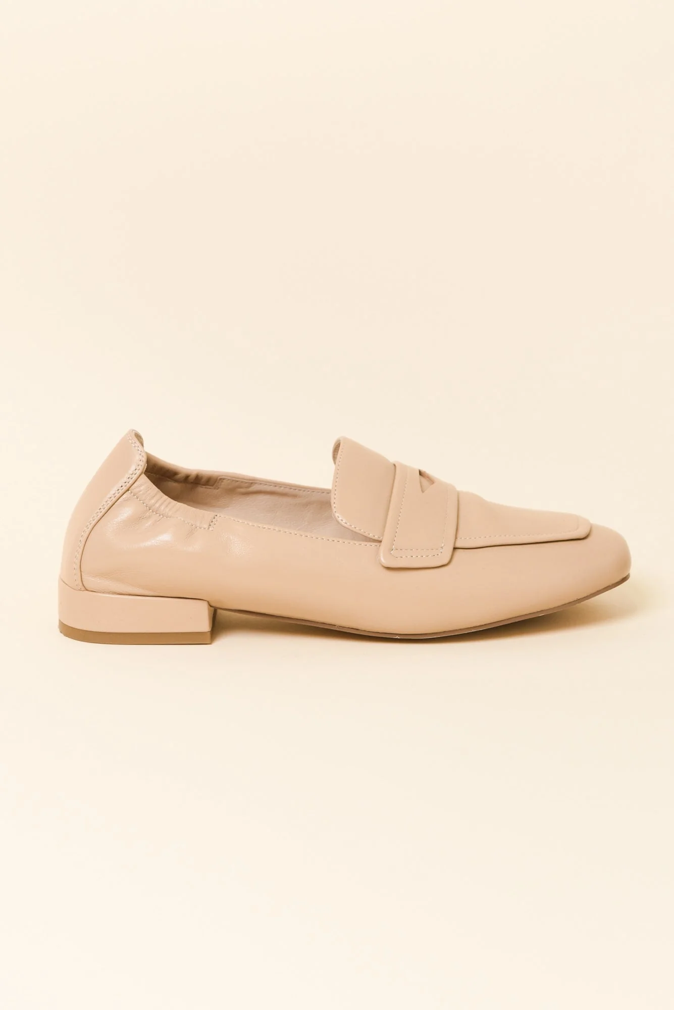 Ridgeway Nude Leather Loafer