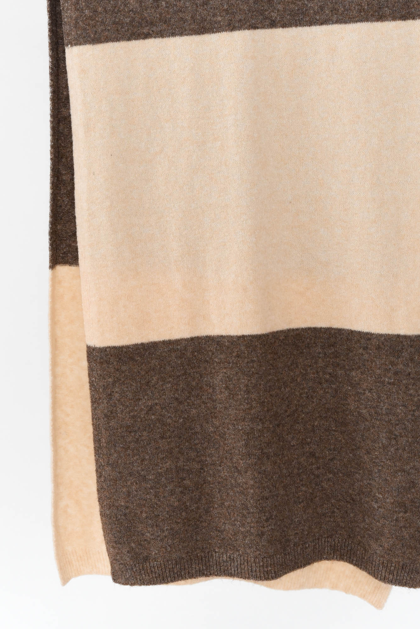 Silis Brown Splice Scarf - Image 3