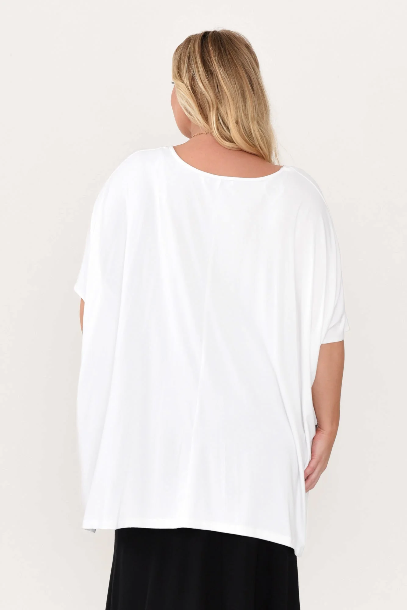 Sorronda White Bamboo Batwing Top - Image 15