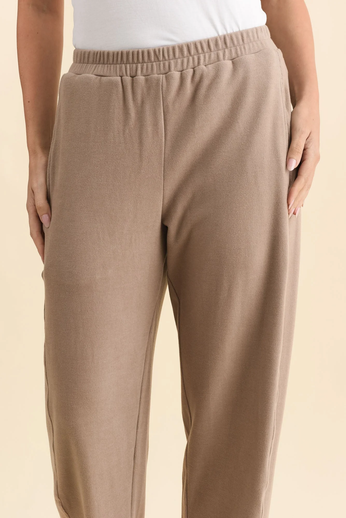 Souffle-Touch Beige Barrel Sweatpants - Image 5