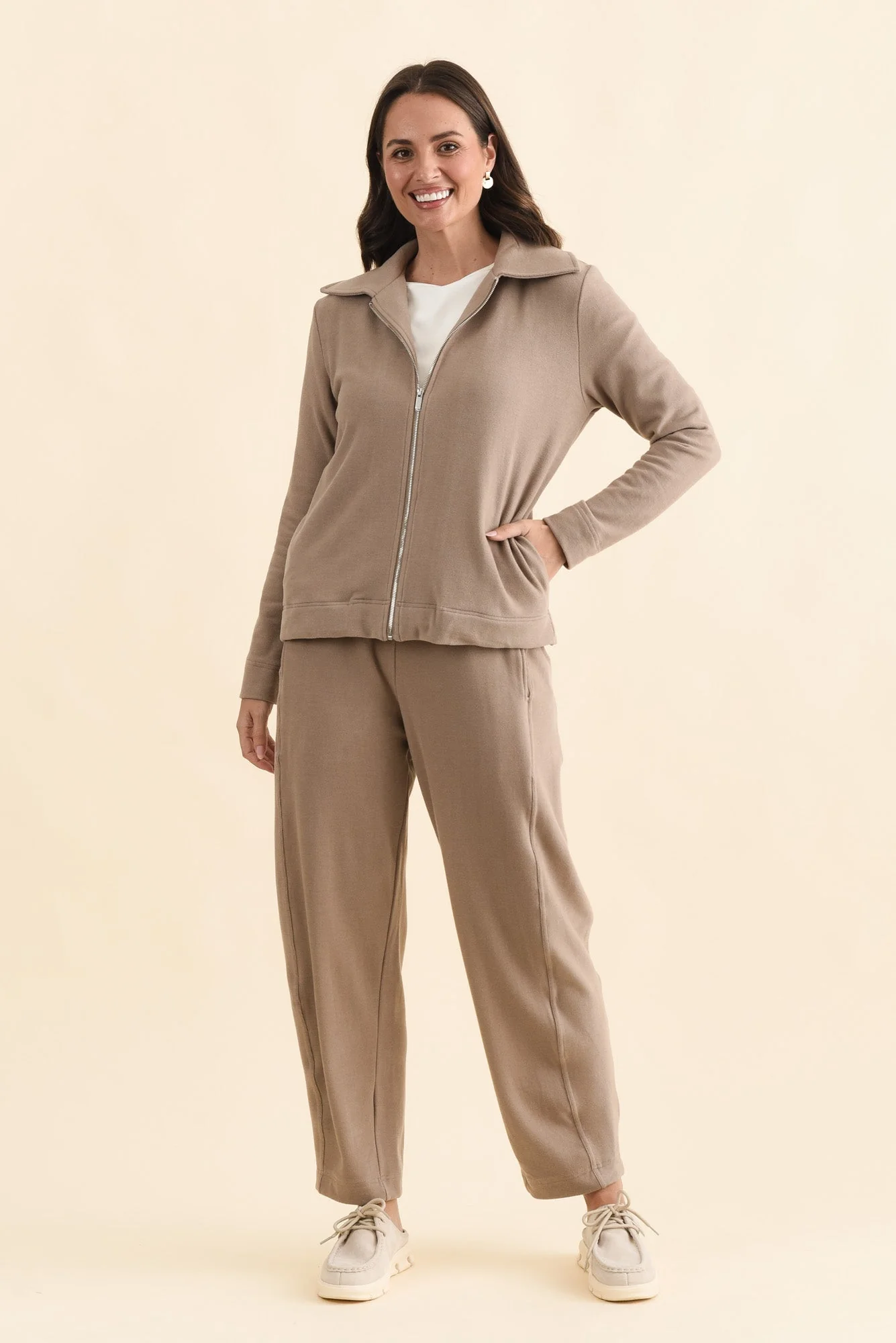 Souffle-Touch Beige Zip Jacket - Image 2