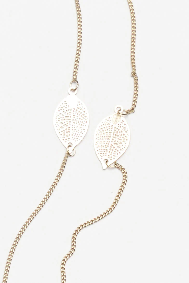 Stem Gold Leaf Fine Chain Necklace - Image 3