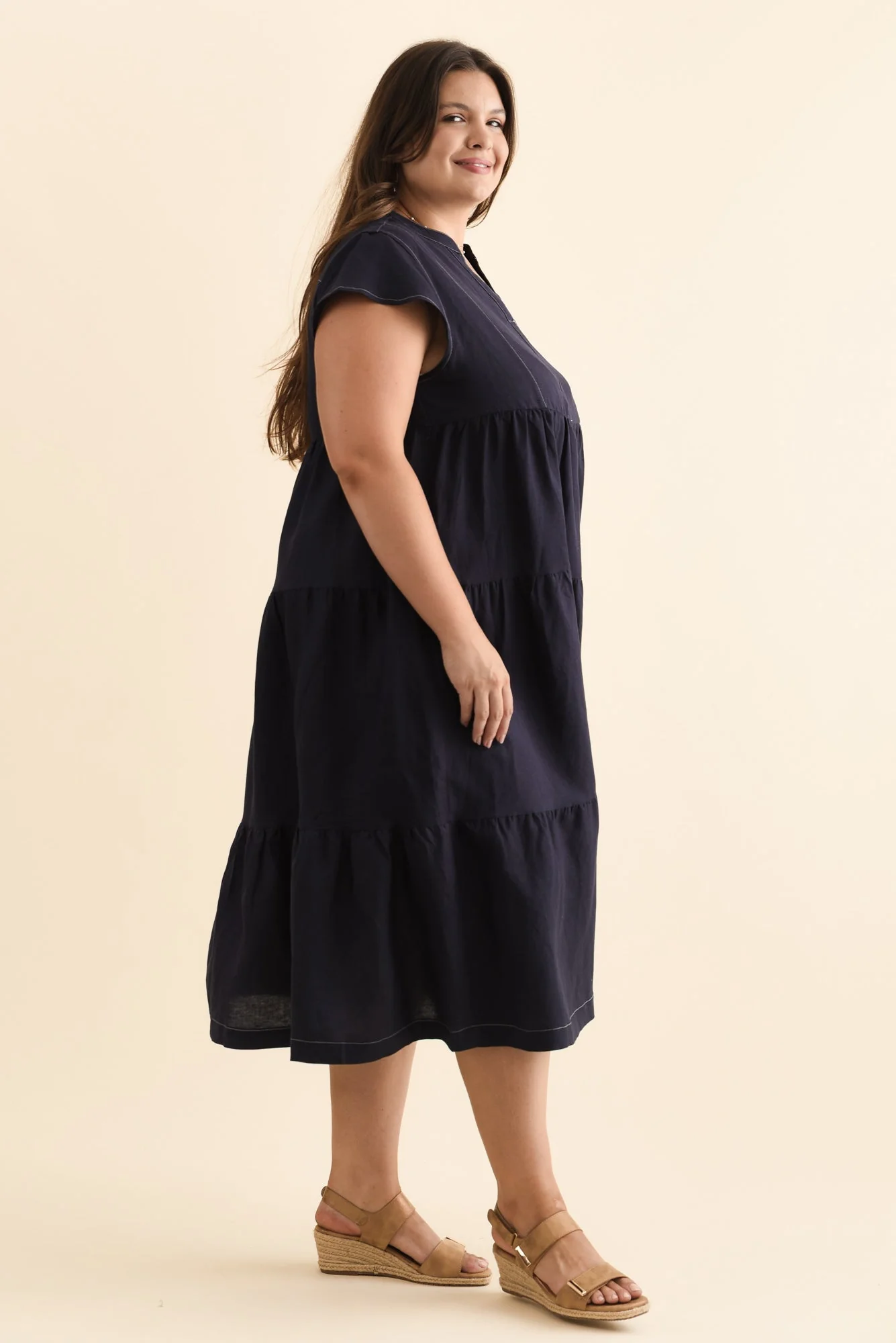 Yvette Navy Contrast Linen Blend Dress - Image 10