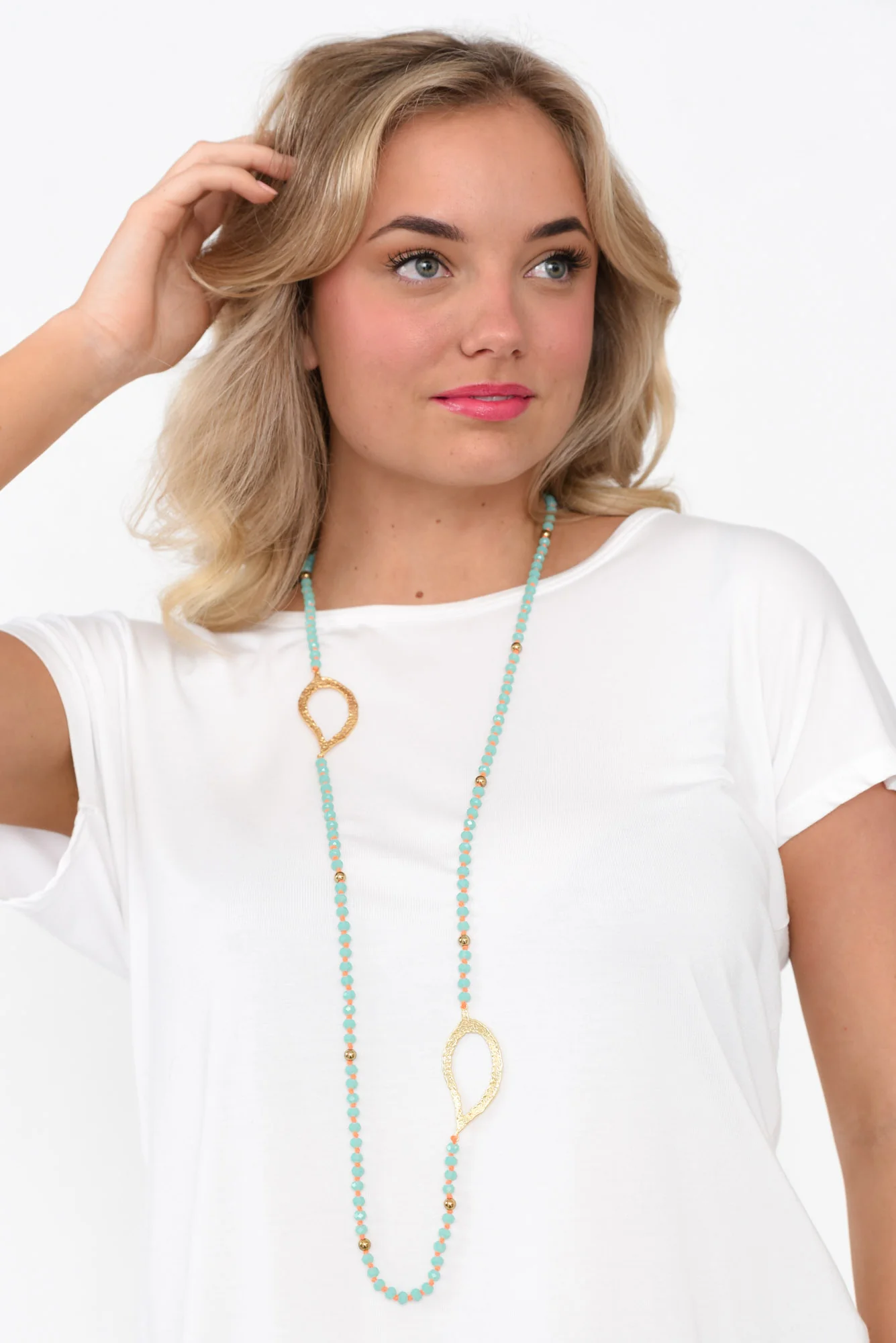 Zaire Aqua Beaded Leaf Necklace - Image 2