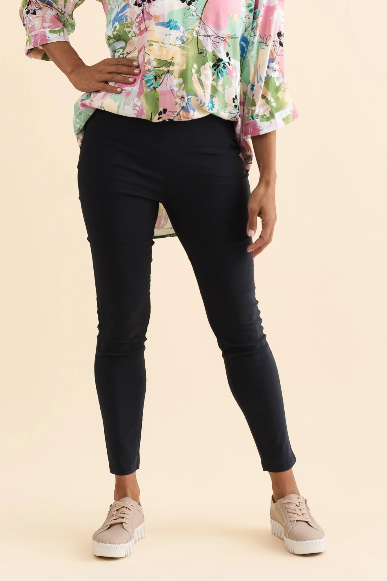 Zara Navy Stretch 7/8 Pants